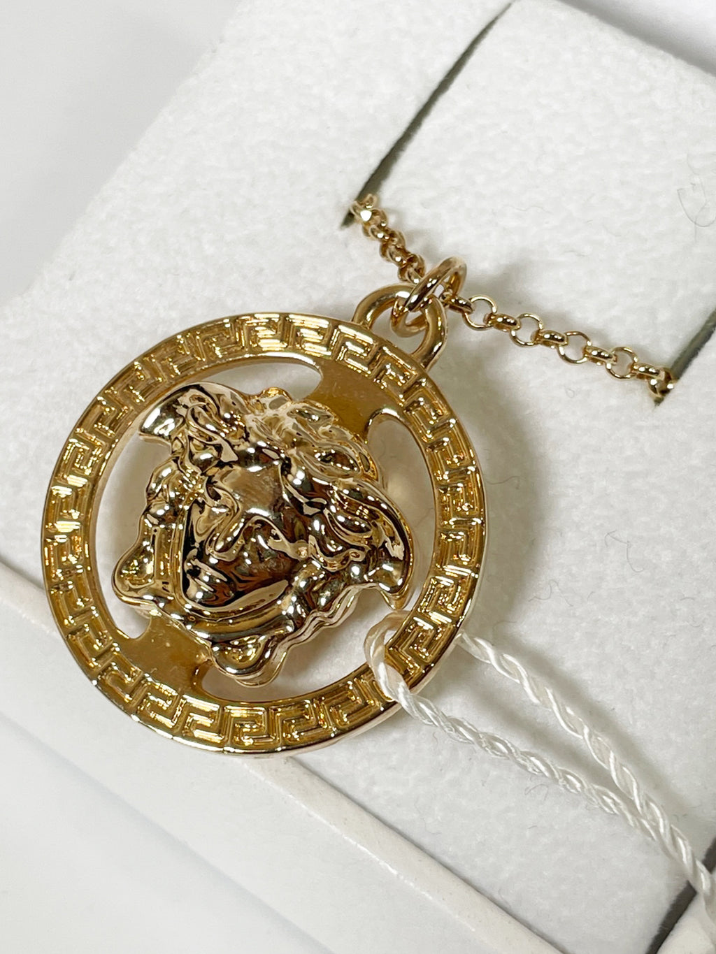 Medusa Greca Chain Bracelet