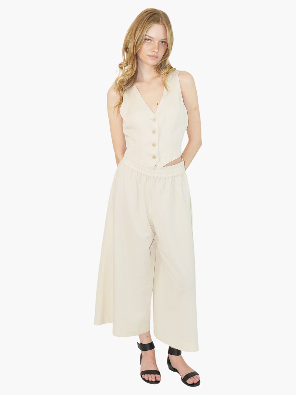 Cropped Button-Up Vest