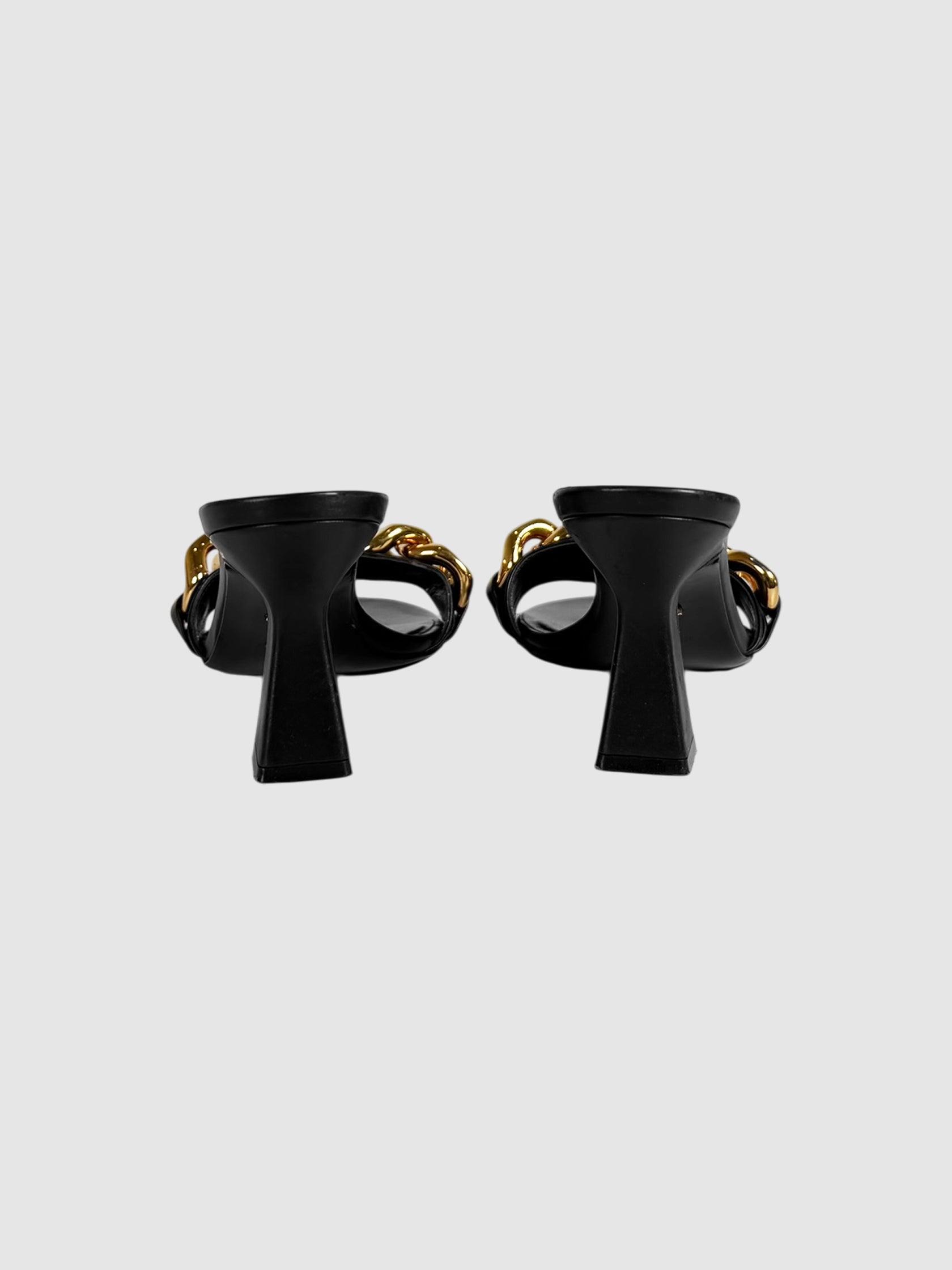 Medusa Chain Pumps