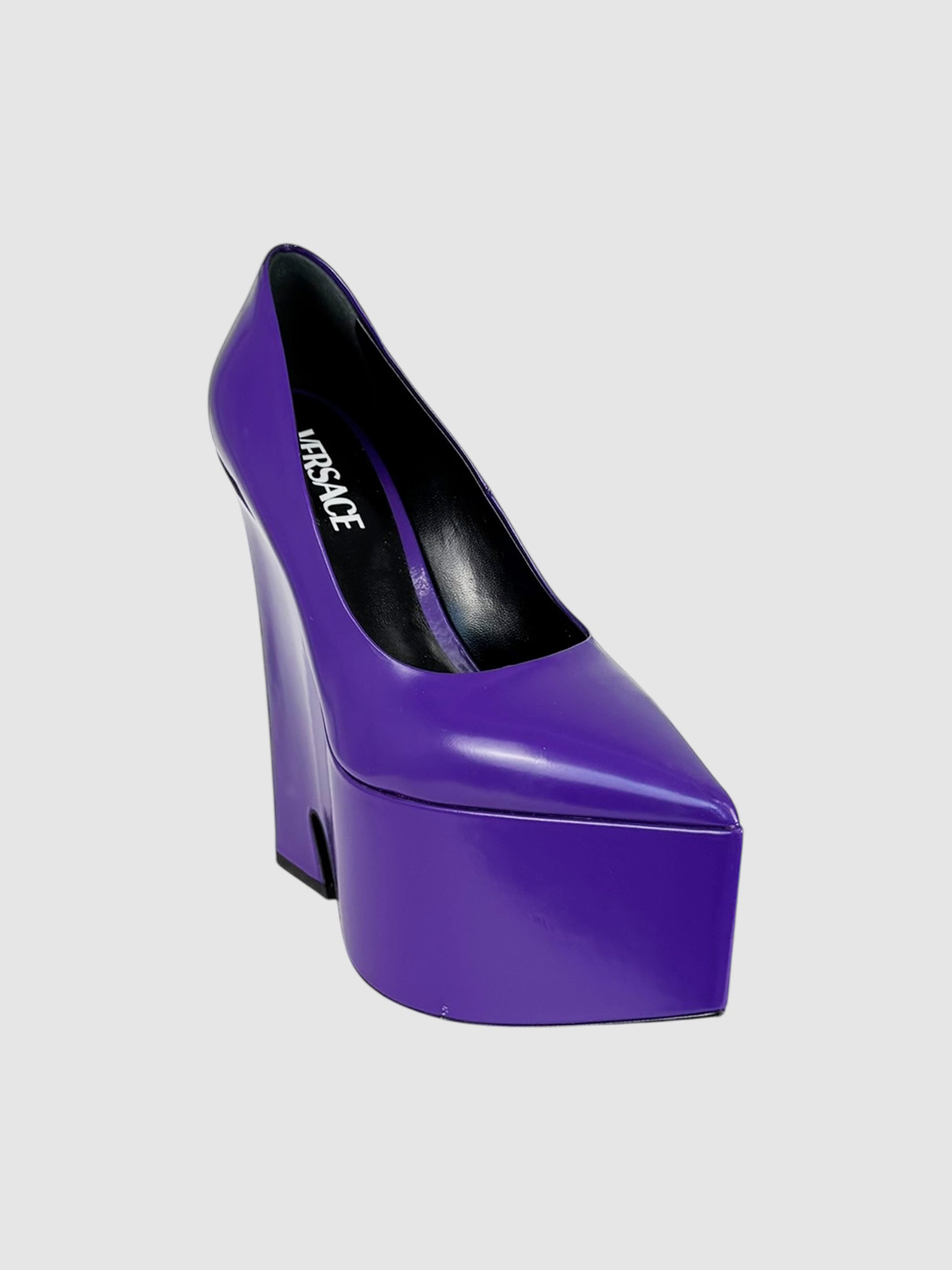 Versace Purple Leather Tempest Platform Pumps, Size 39.5 Luxury Designer Resale Consignment Toronto Secondhand Pre-Loved