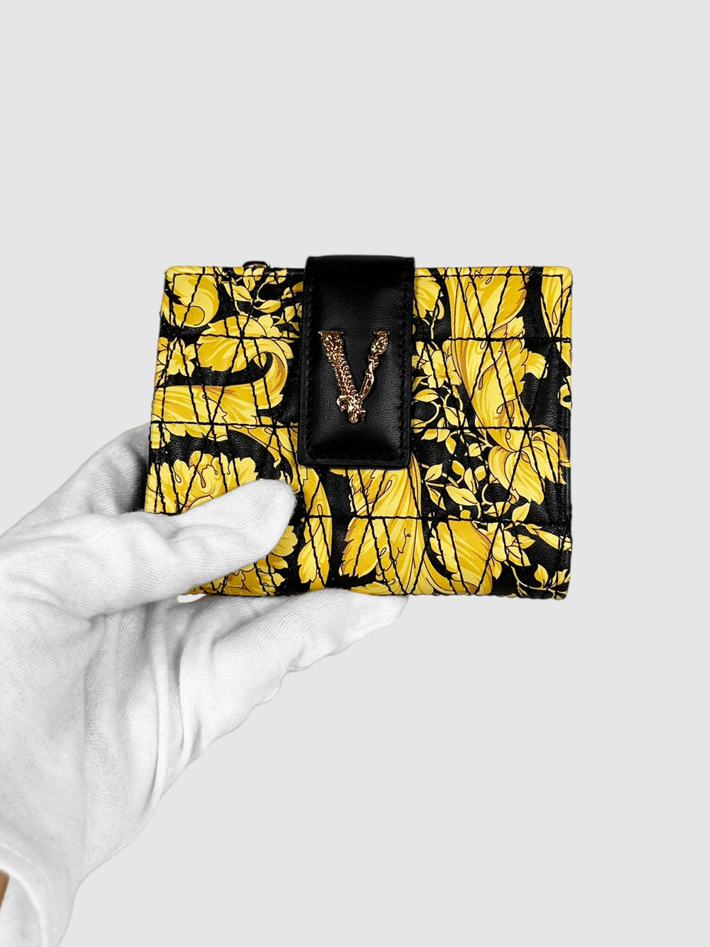 Versace Black and Yellow Quilted Leather Virtus Barocco Bifold Wallet Luxury Designer Resale Toronto Secondhand
