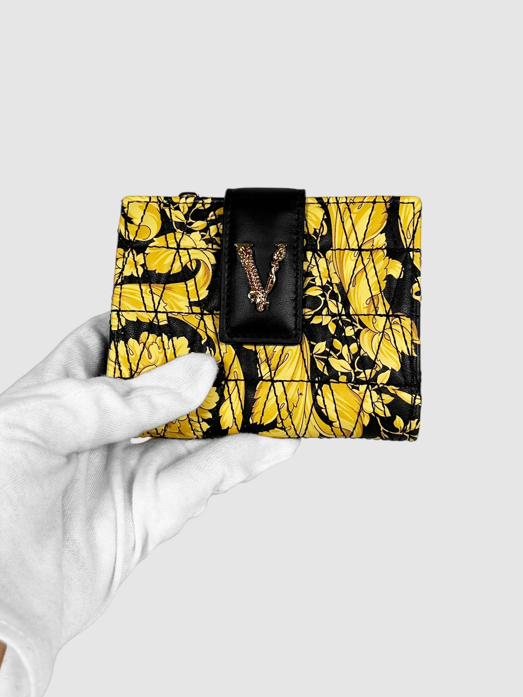 Versace Black and Yellow Quilted Leather Virtus Barocco Bifold Wallet Luxury Designer Resale Toronto Secondhand