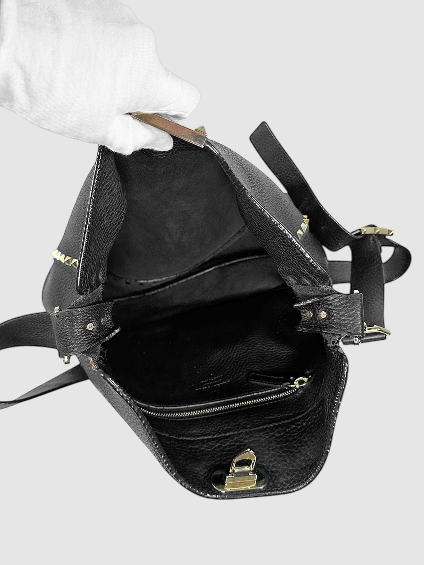 Small Rockstud Messenger Bag