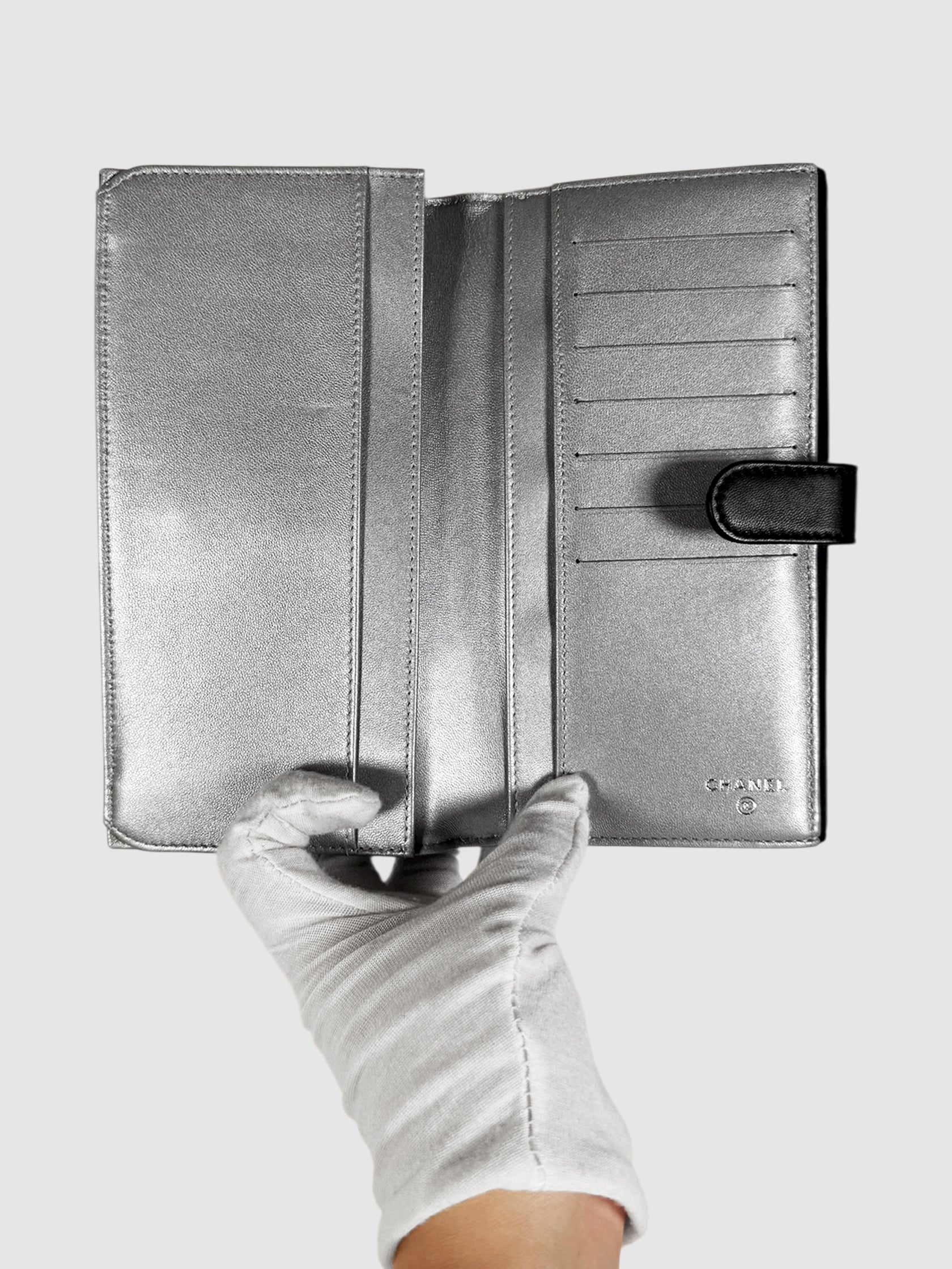 Camellia Flap Wallet