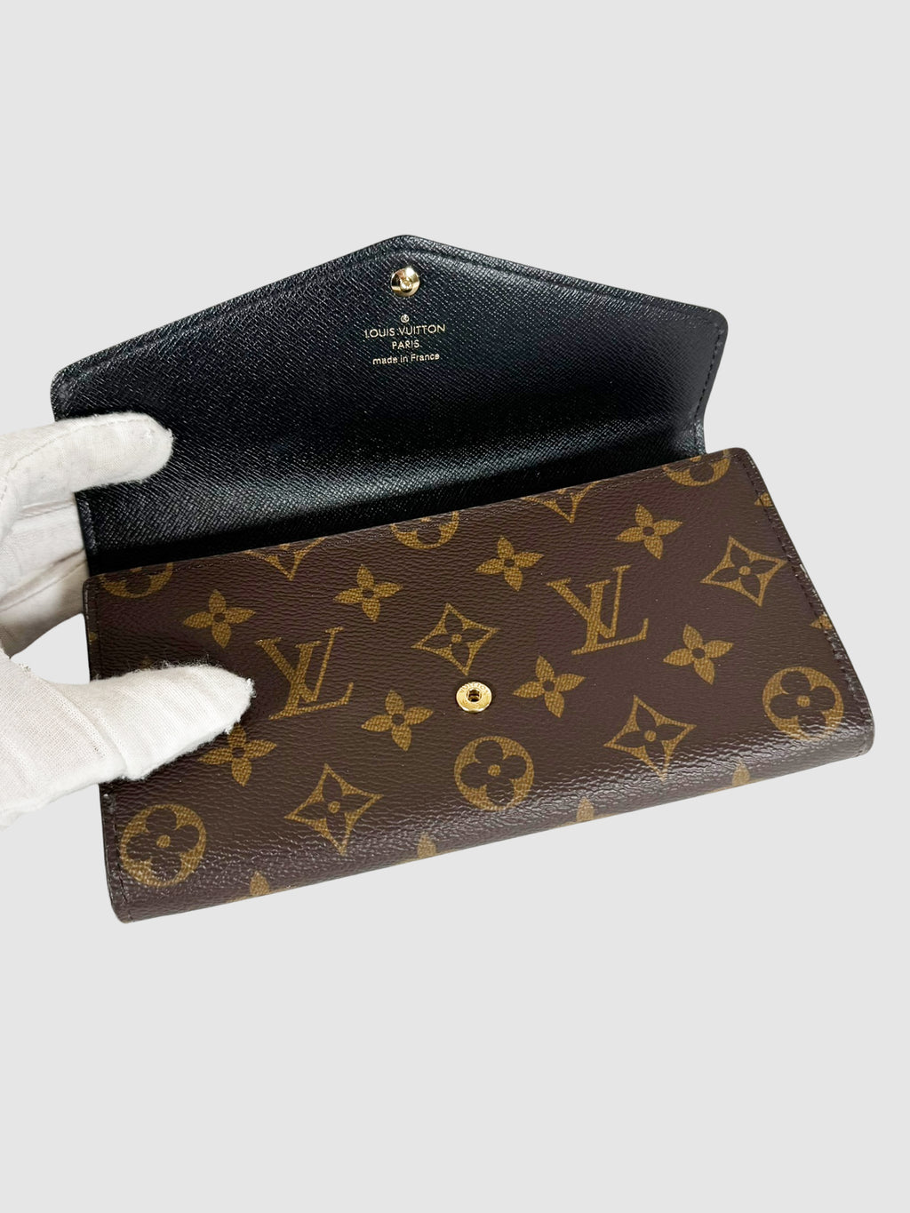 Reverse Monogram Sarah Wallet
