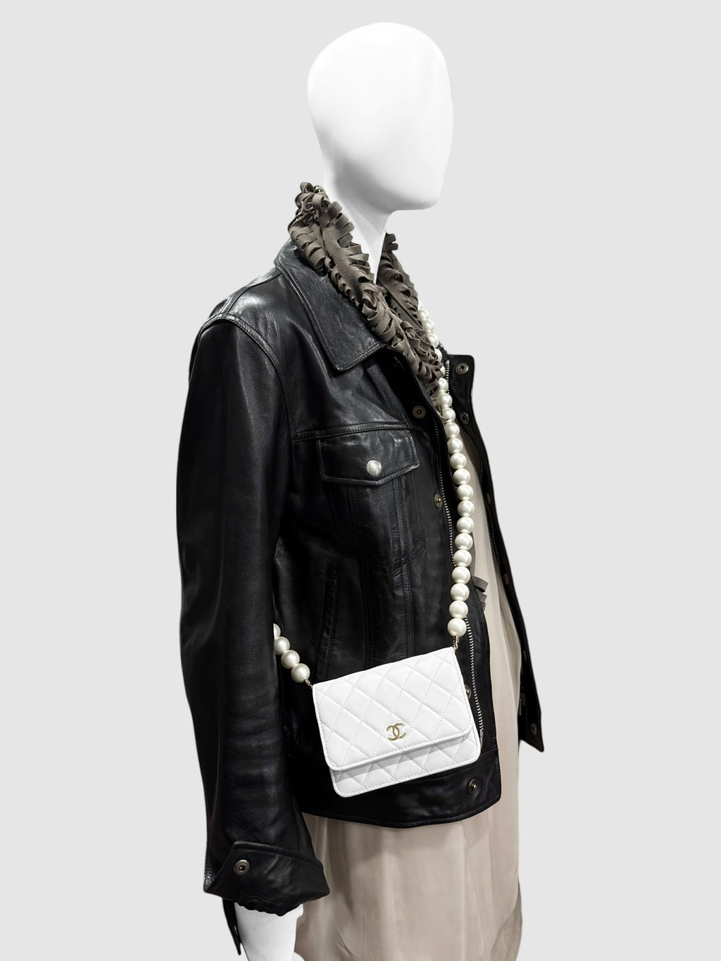 CC Pearl Wallet on Chain