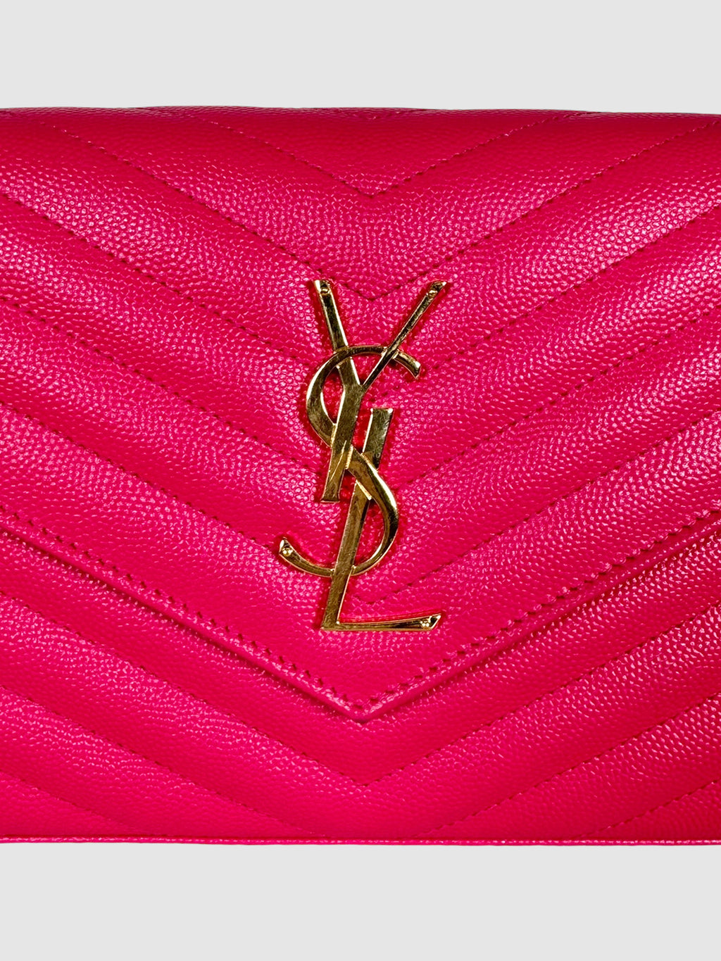 Cassandre Leather Wallet on Chain