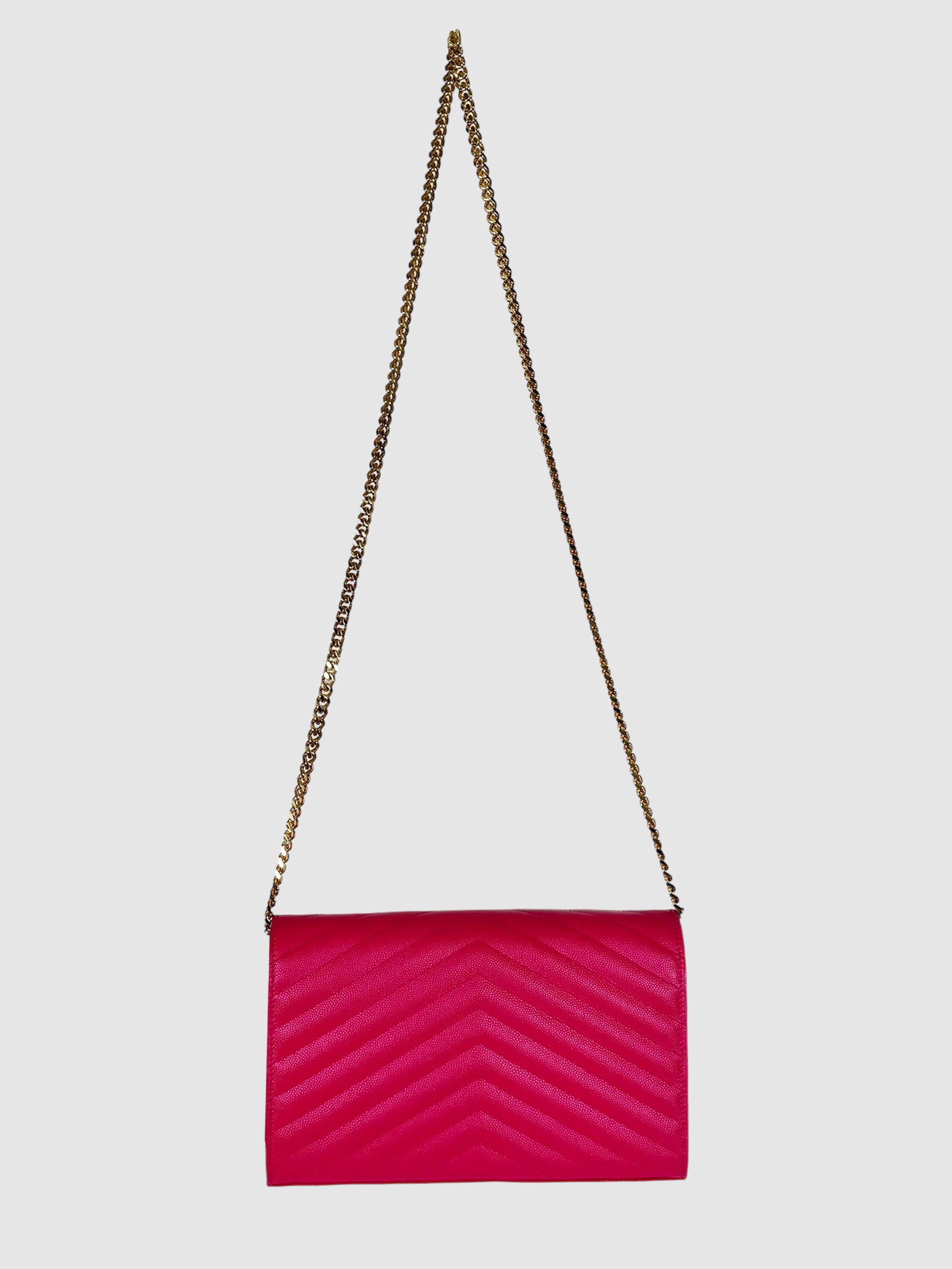 Cassandre Leather Wallet on Chain