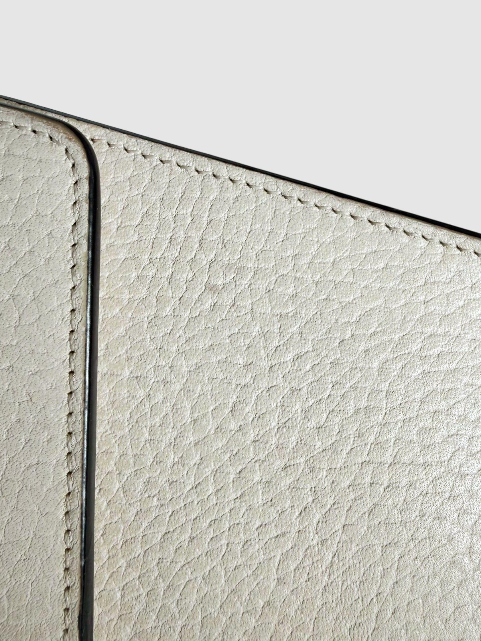 Dionysus Wallet on Chain