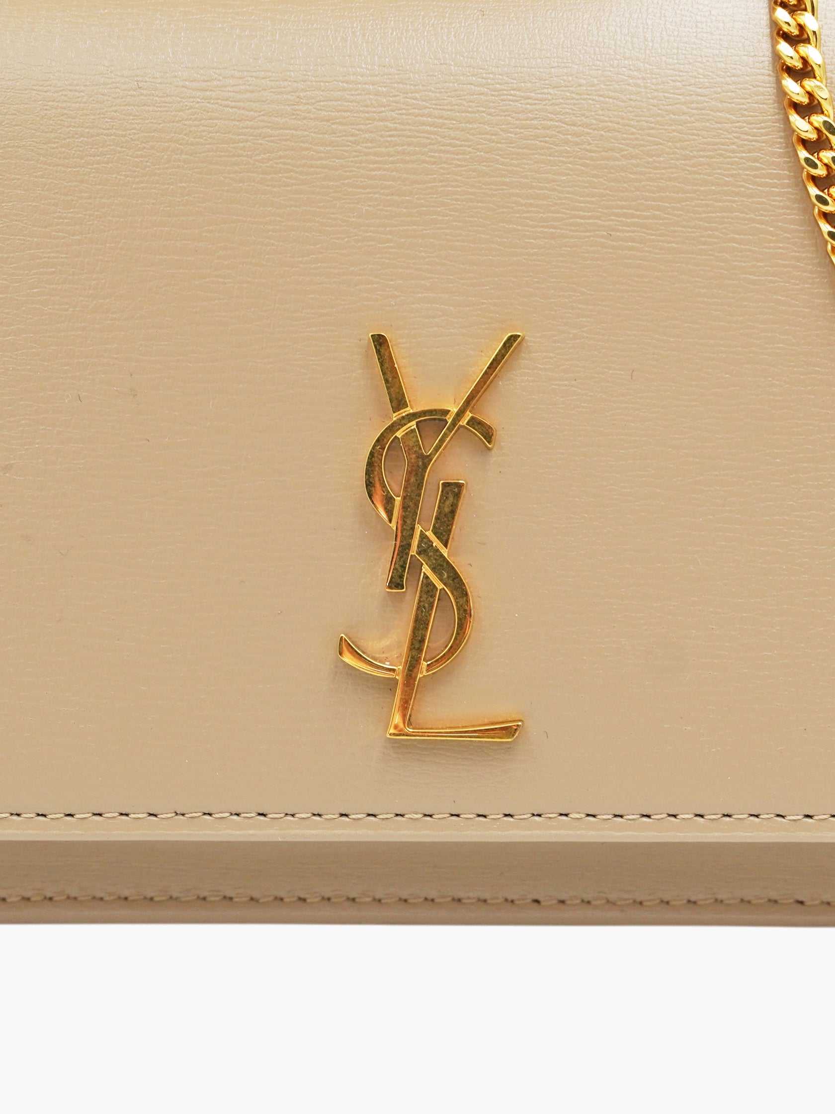Cassandre Phone Holder on Chain