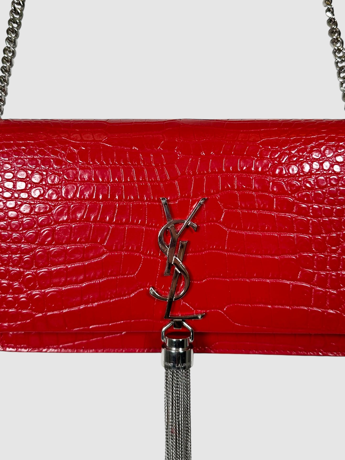 Kate Tassel Wallet on Chain