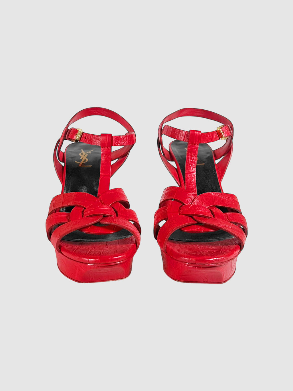 Embossed Tribute Pumps