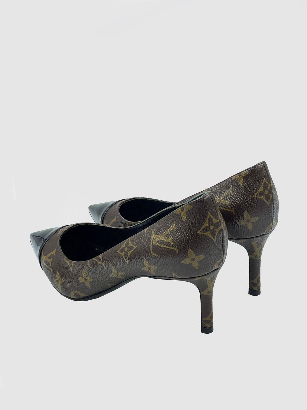 Louis Vuitton - Size 38.5 - Second Nature Boutique