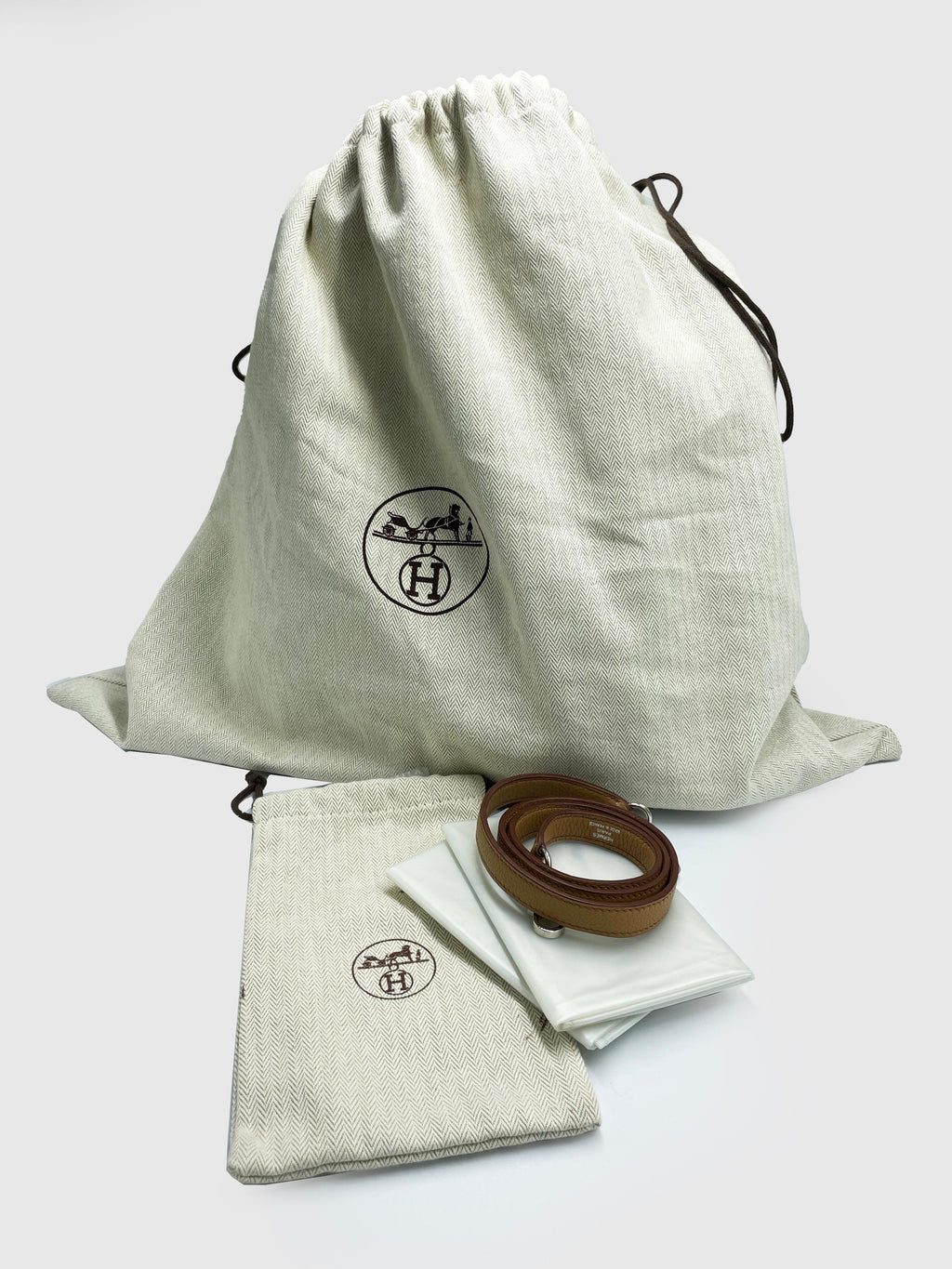 Hermes "Bolide 31" - Second Nature Boutique