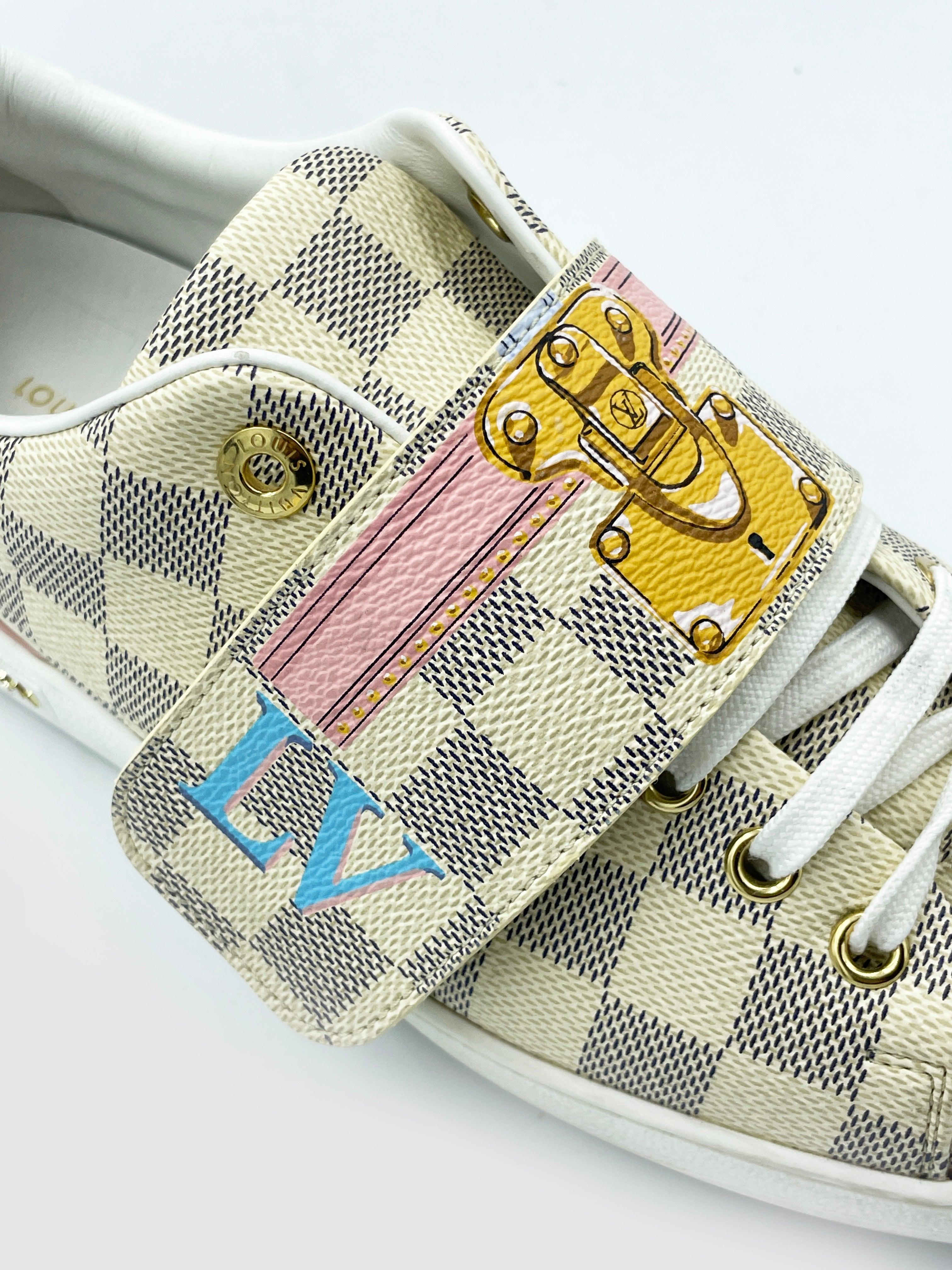 Louis Vuitton - Size 39 - Second Nature Boutique