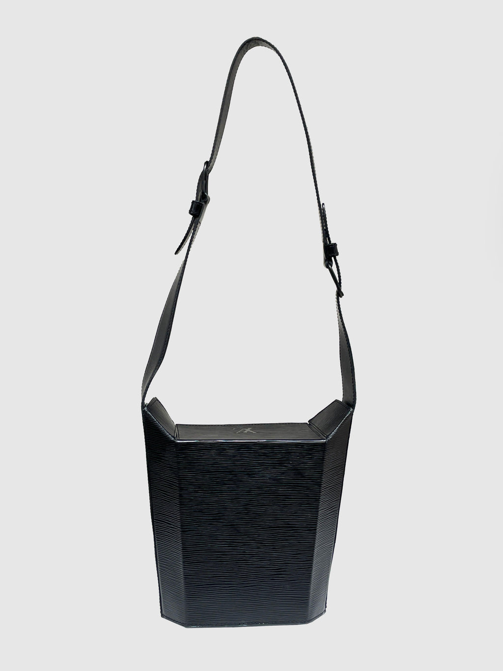 Louis Vuitton "Sac Seau" - Second Nature Boutique