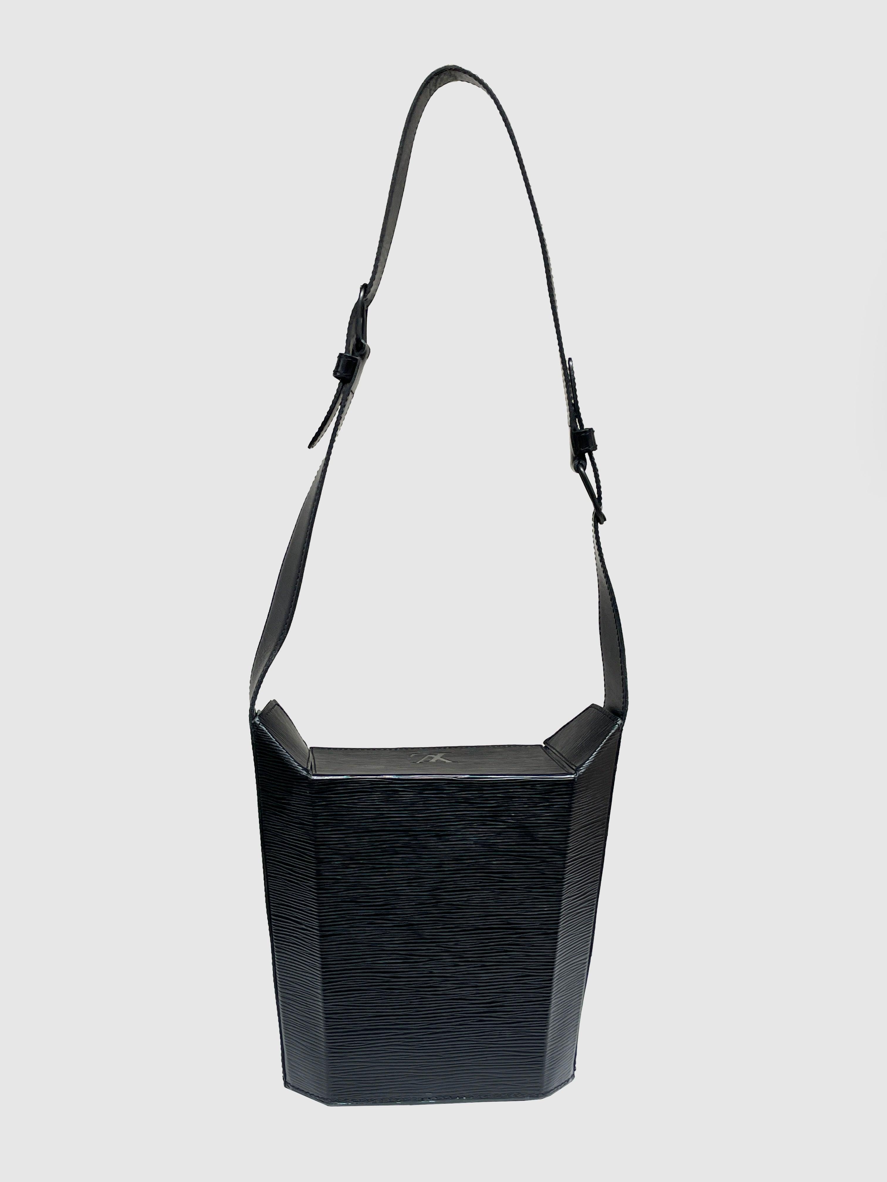 Louis Vuitton "Sac Seau" - Second Nature Boutique