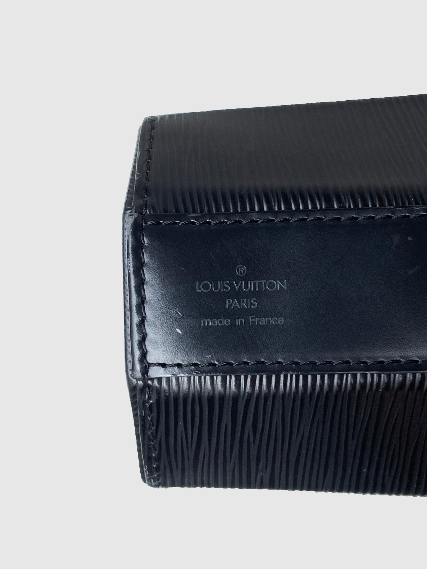 Louis Vuitton "Sac Seau" - Second Nature Boutique