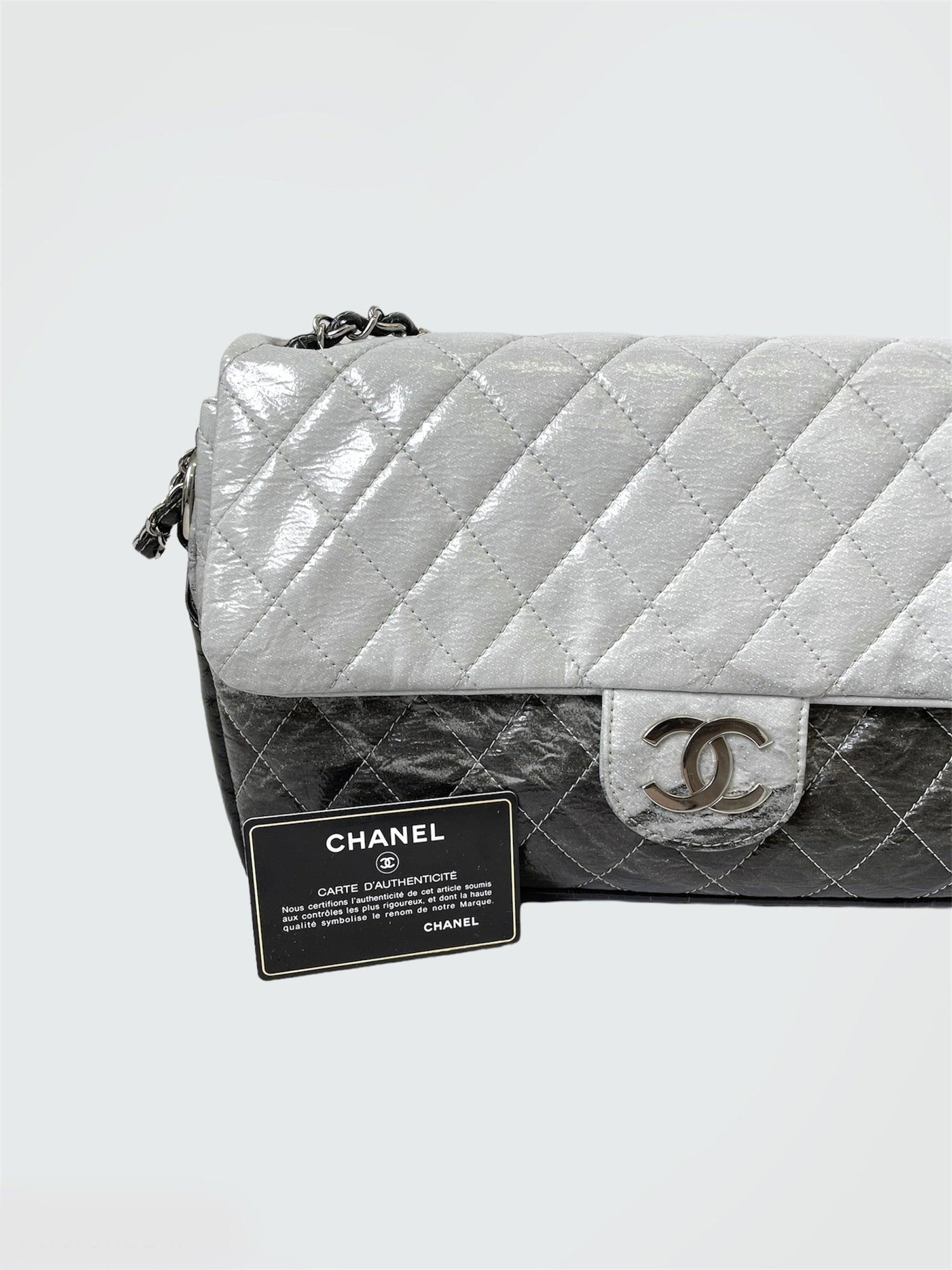 Chanel "Ombrè Jumbo Single Flap" - Second Nature Boutique