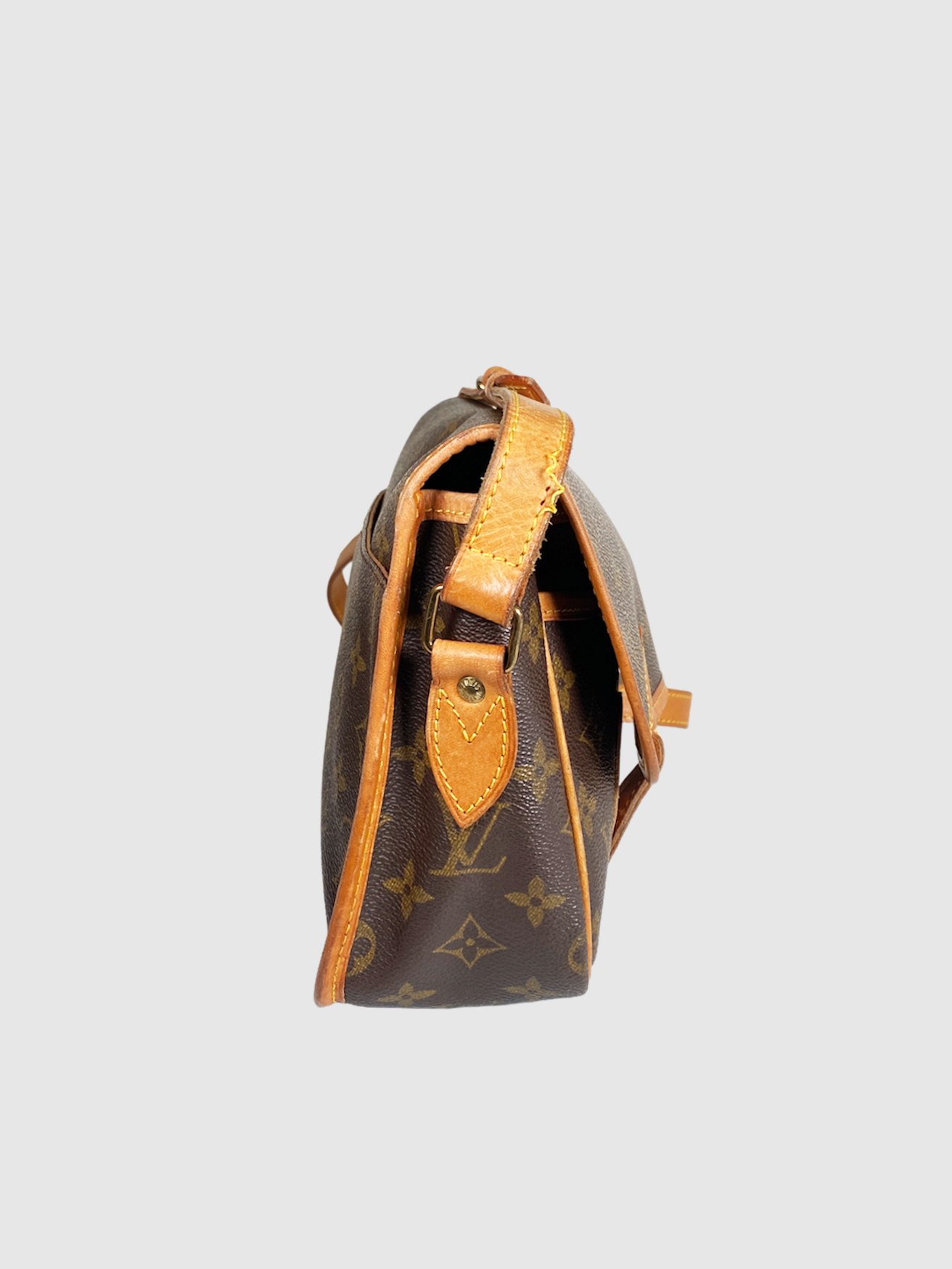 Louis Vuitton Gibeciere MM Shoulder Bag