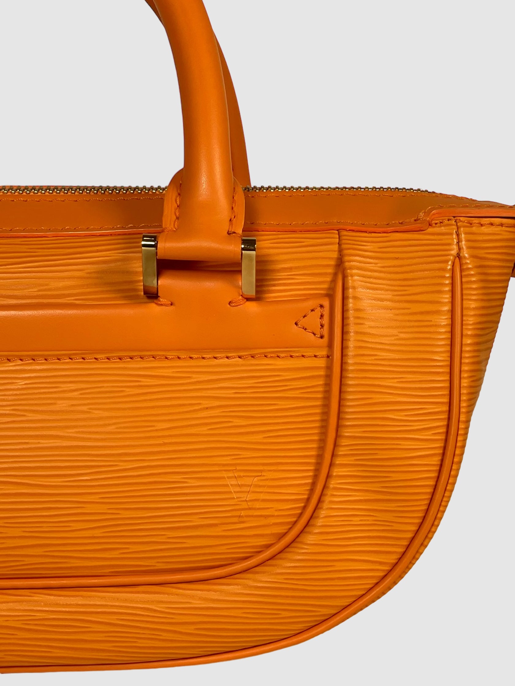 Louis Vuitton Vintage Epi Dhanura PM