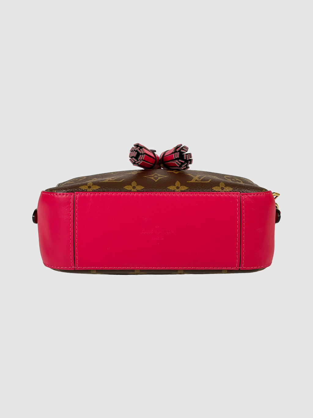 Louis Vuitton Monogram Saintonge