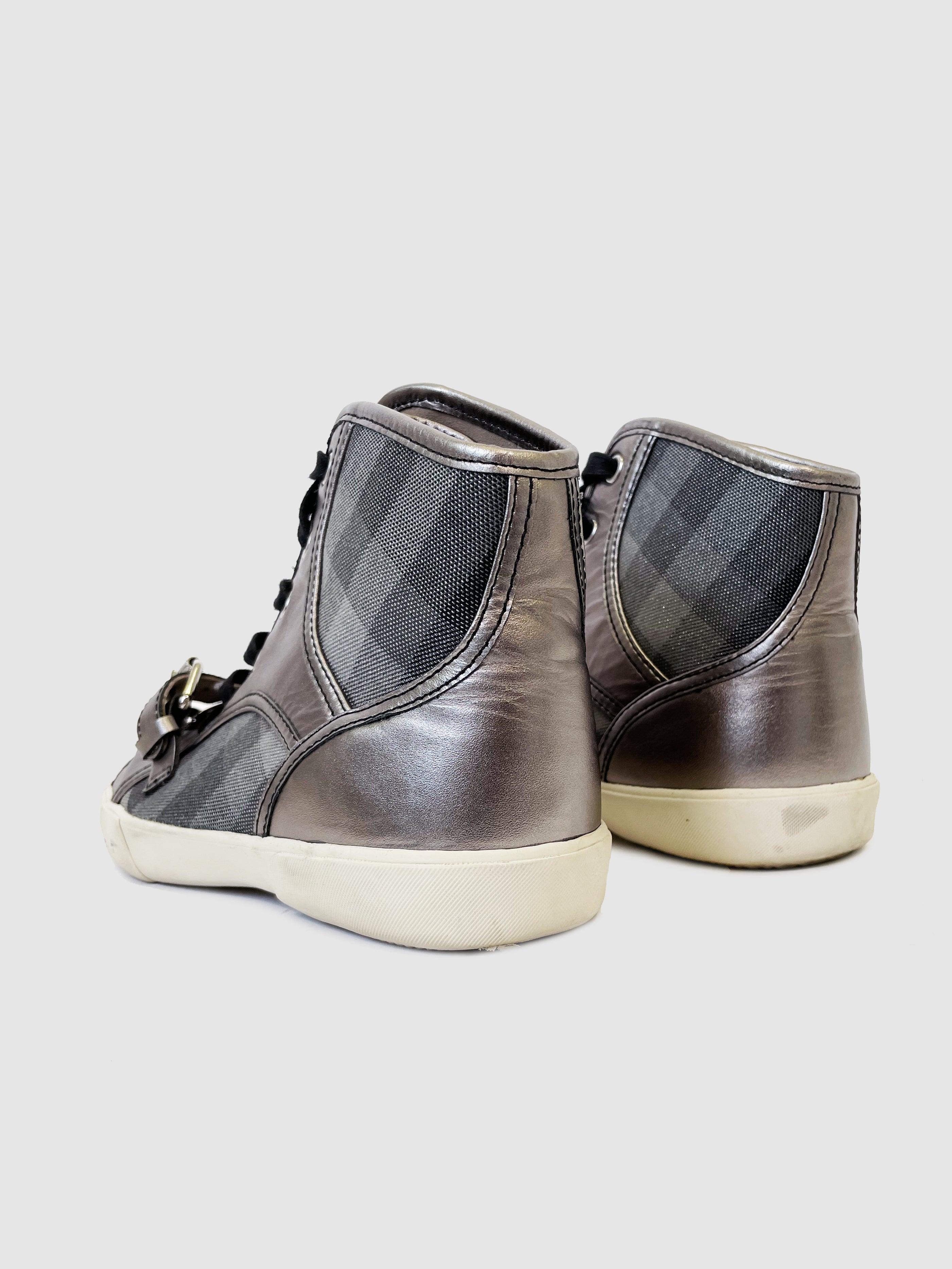 Burberry - Size 39 - Second Nature Boutique