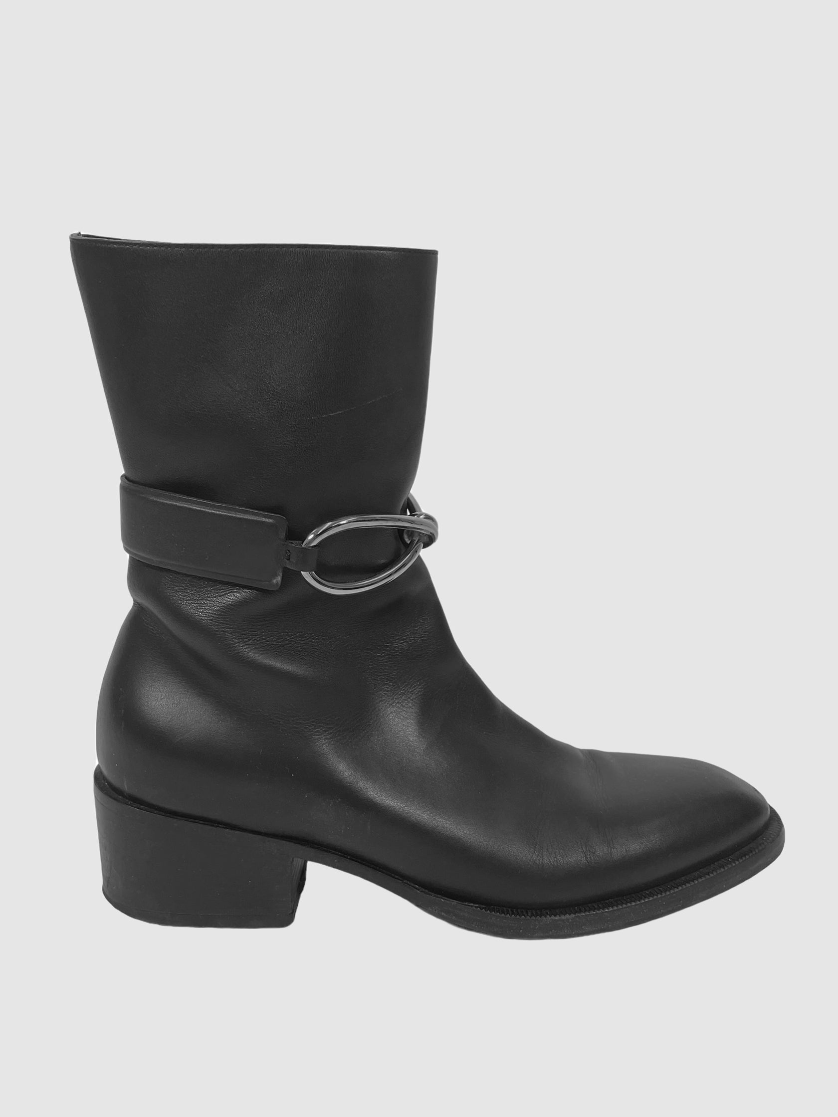 Balenciaga Infinity Link Leather Boots - Size 36.5