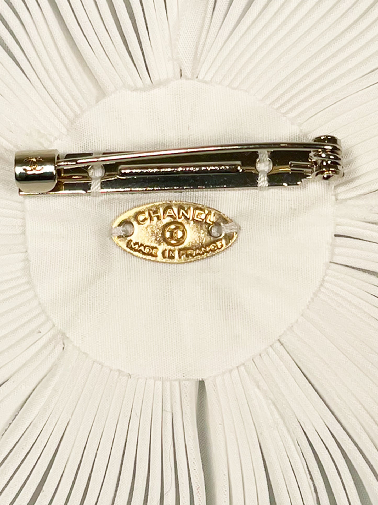 Vintage Chanel Camélia Flower Brooch