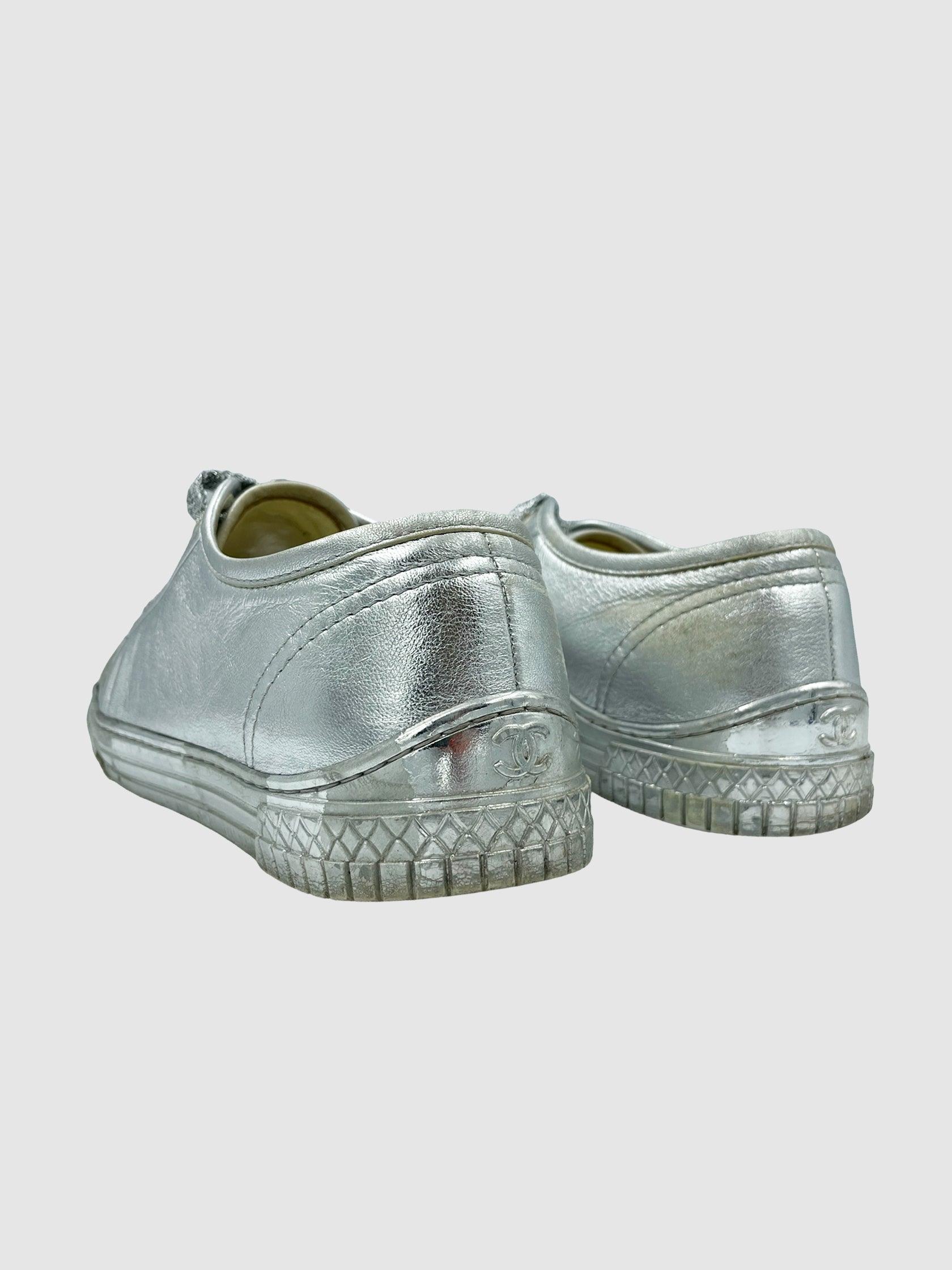 Chanel - Size  38 - Second Nature Boutique