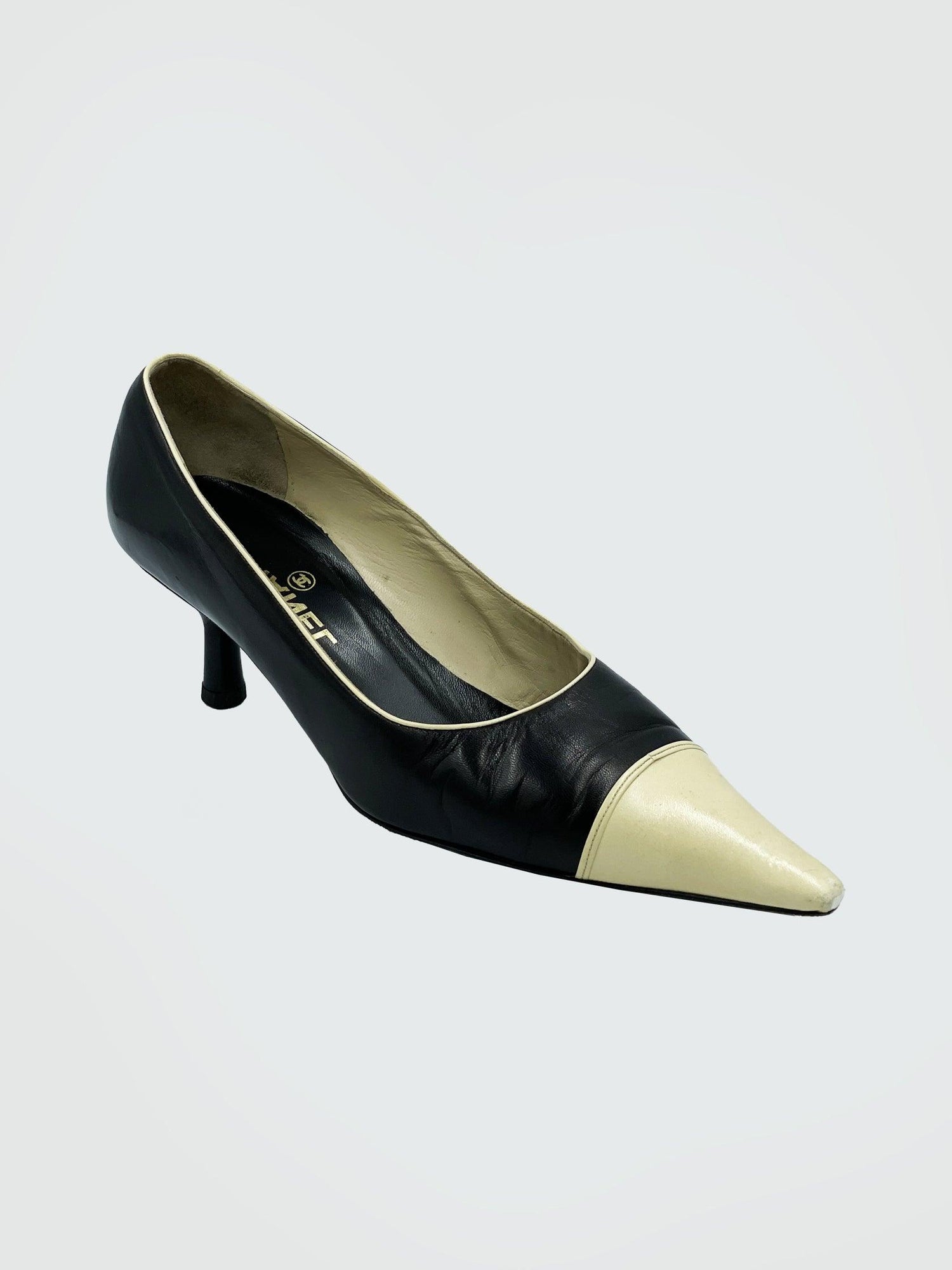 Chanel - Size 40 - Second Nature Boutique