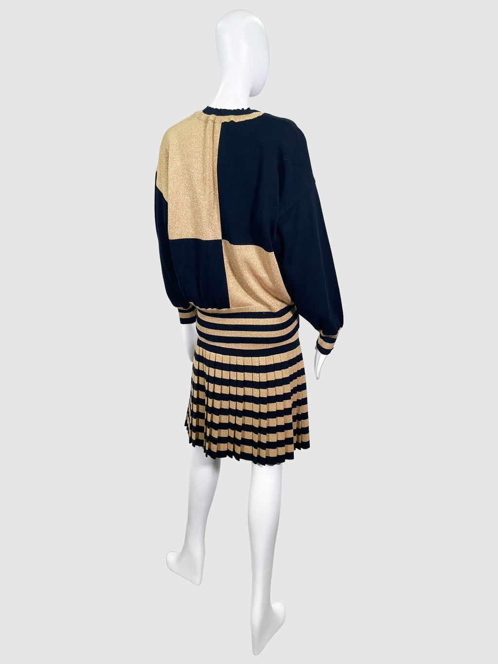 Stripe and Diamond Print 2-Piece Set - Size 40