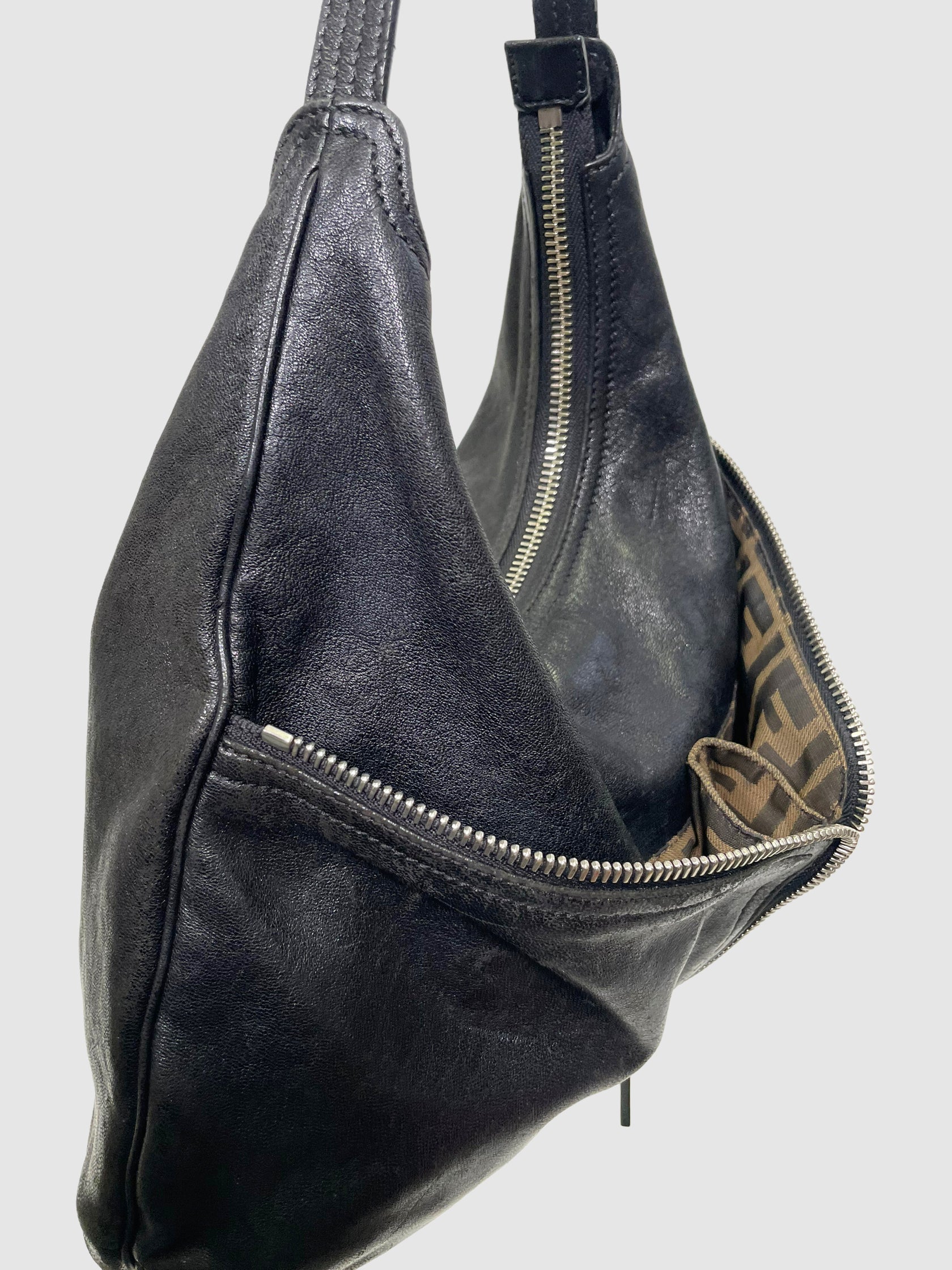 Fendi Leather Zipper Hobo