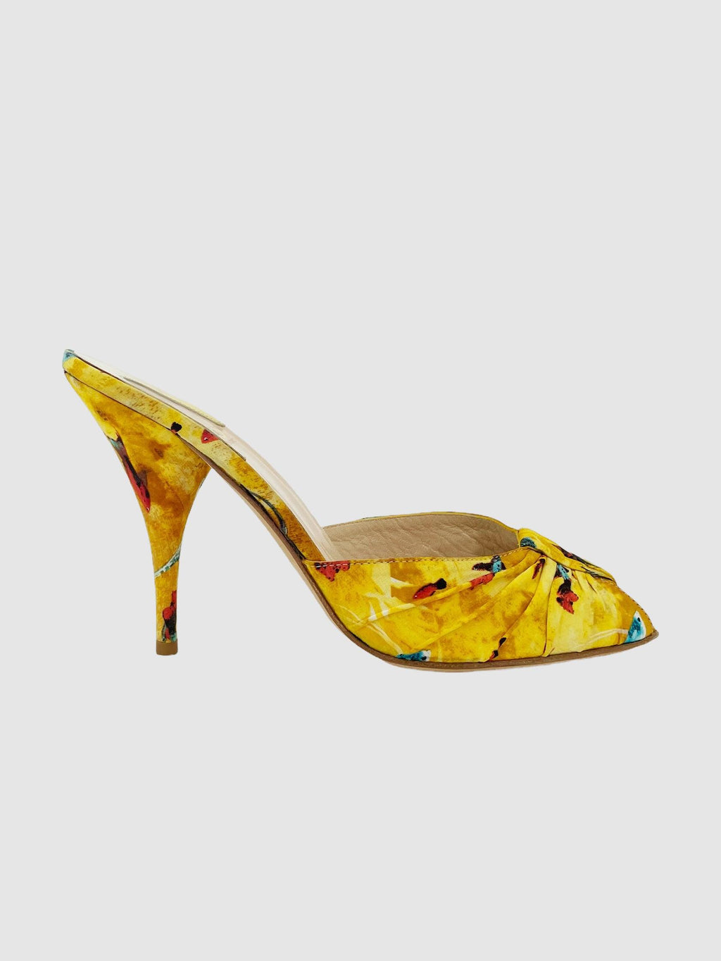 Fendi - Size 38 - Second Nature Boutique