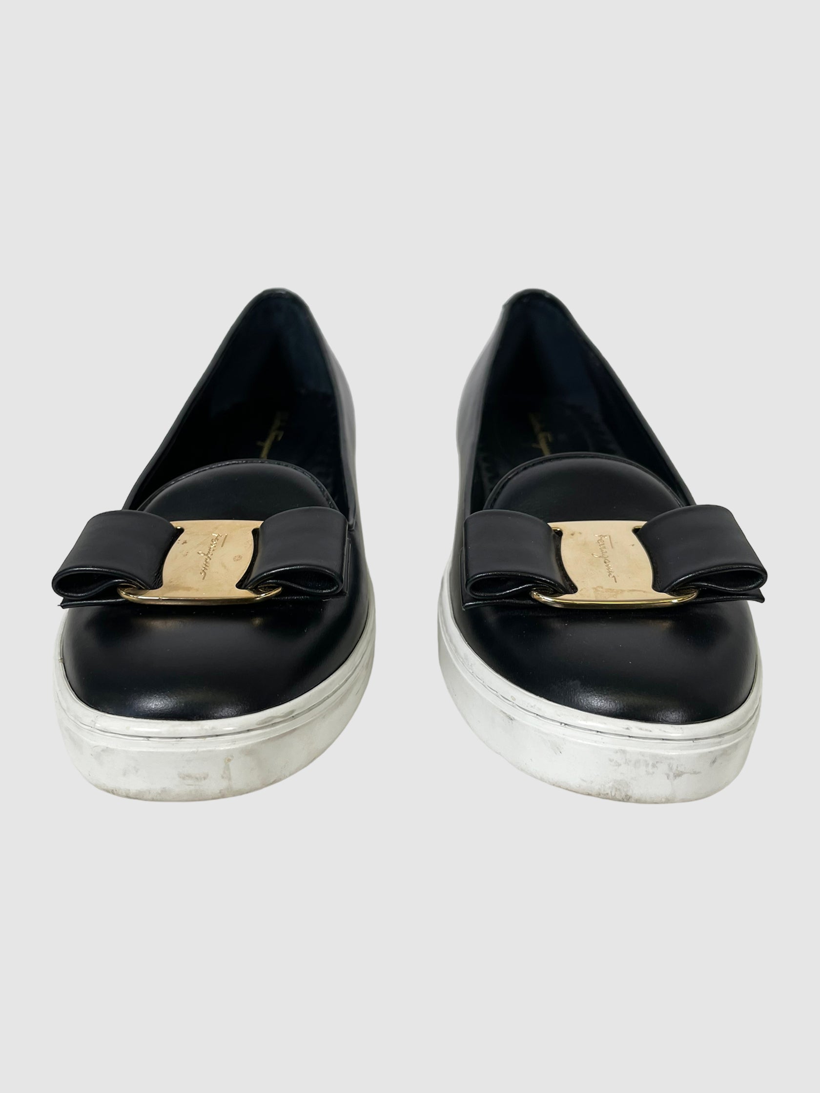 Salvatore Ferragamo Leather Bow Accents Flats - Size 7