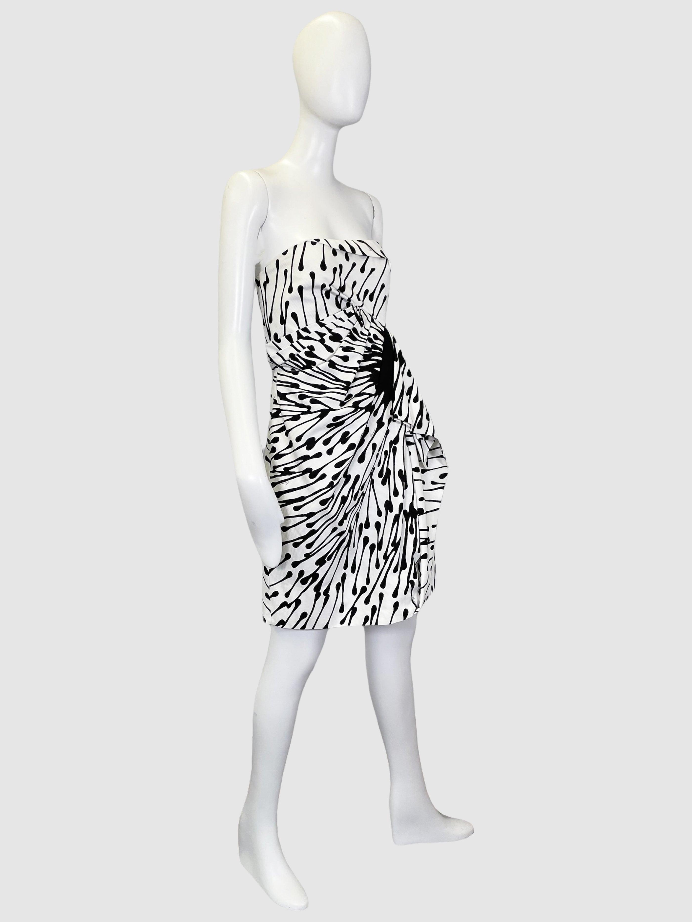 Gucci - Size 42 - Second Nature Boutique