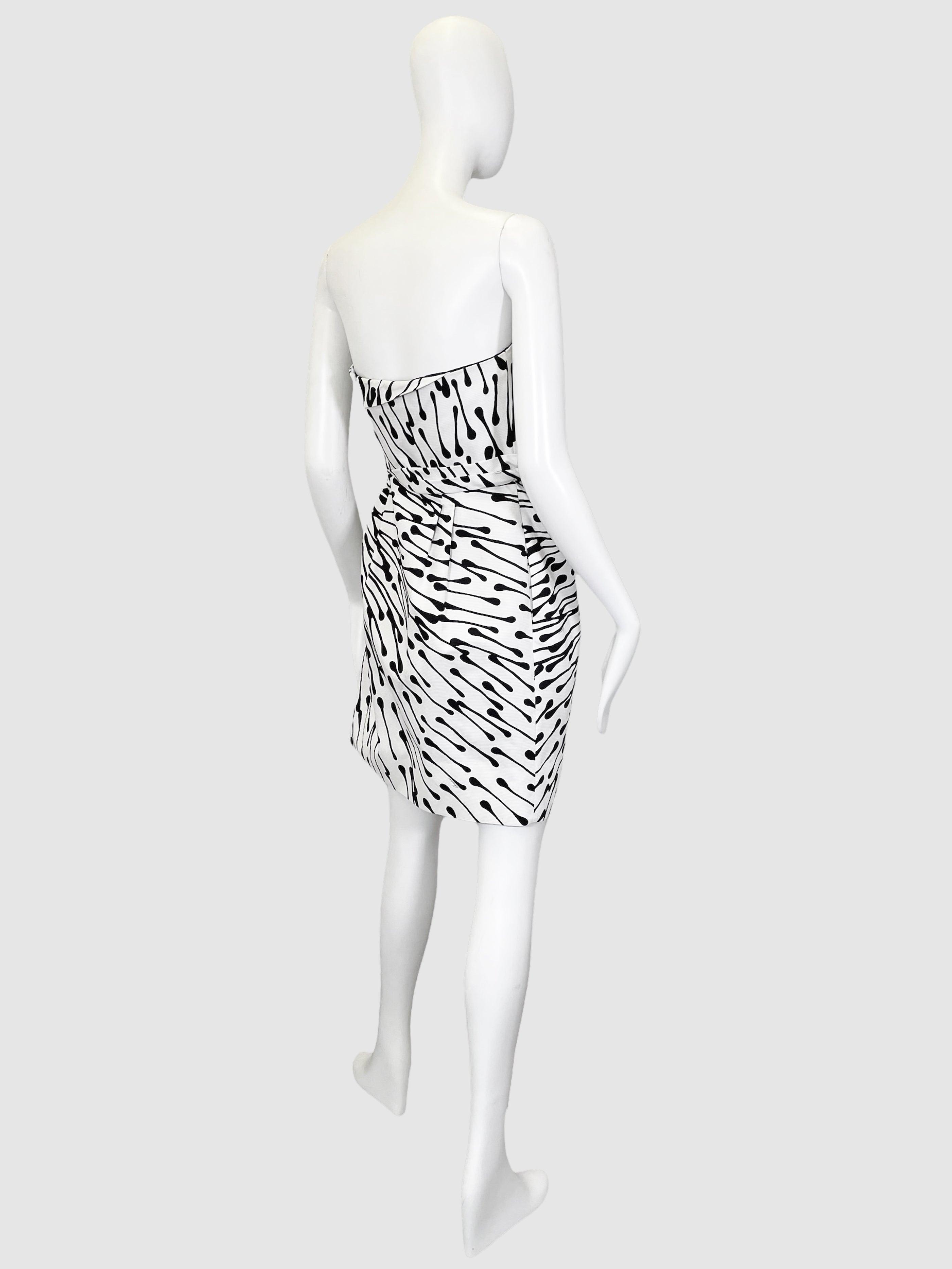 Gucci - Size 42 - Second Nature Boutique