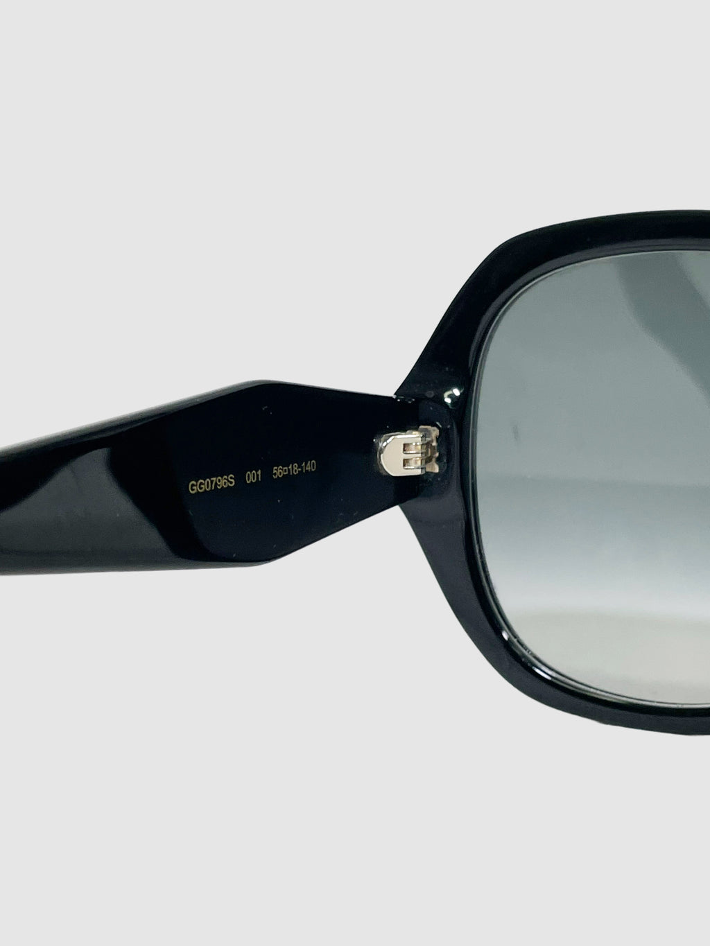 Gucci Interlocking G Logo Oversize Sunglasses