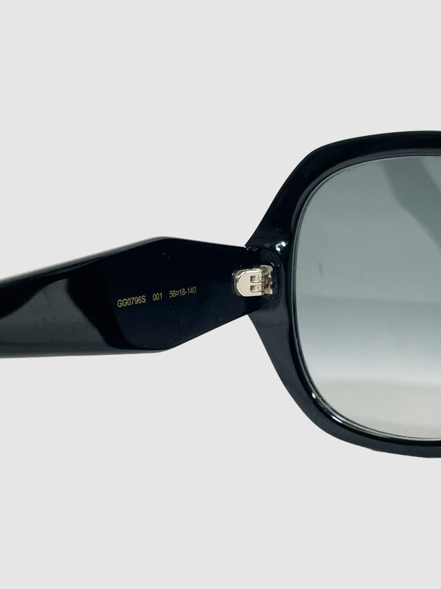 Gucci Interlocking G Logo Oversize Sunglasses