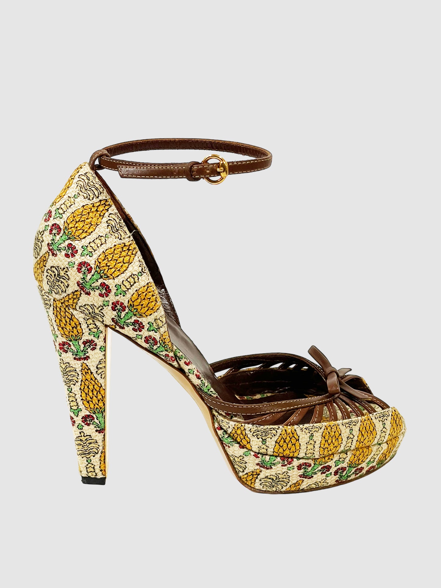 Gucci Printed Sandals - Size 37.5