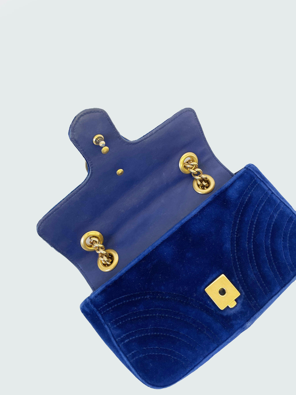 Gucci "Marmont Matelassé" - Second Nature Boutique