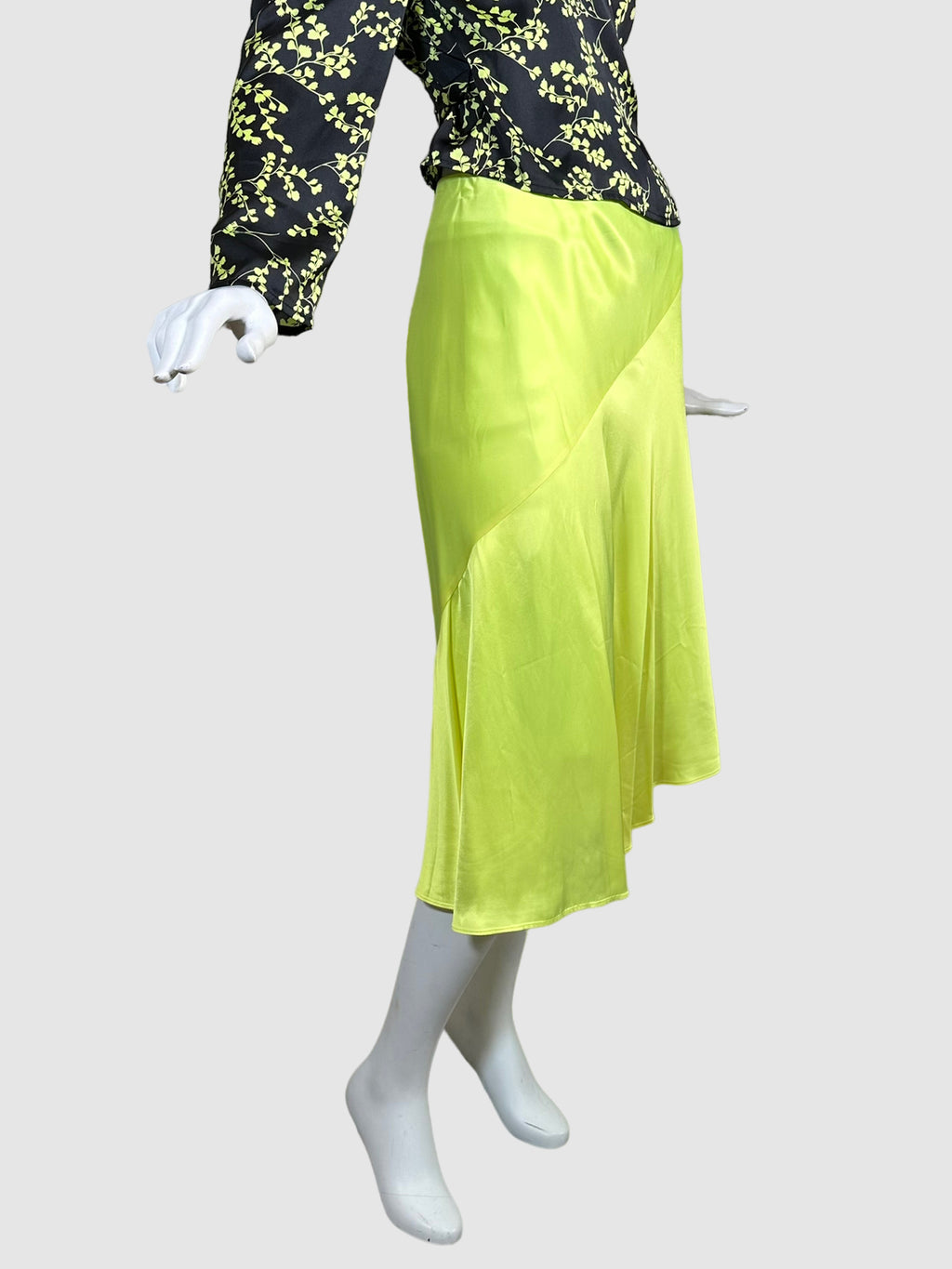 Flare Skirt - Size 6