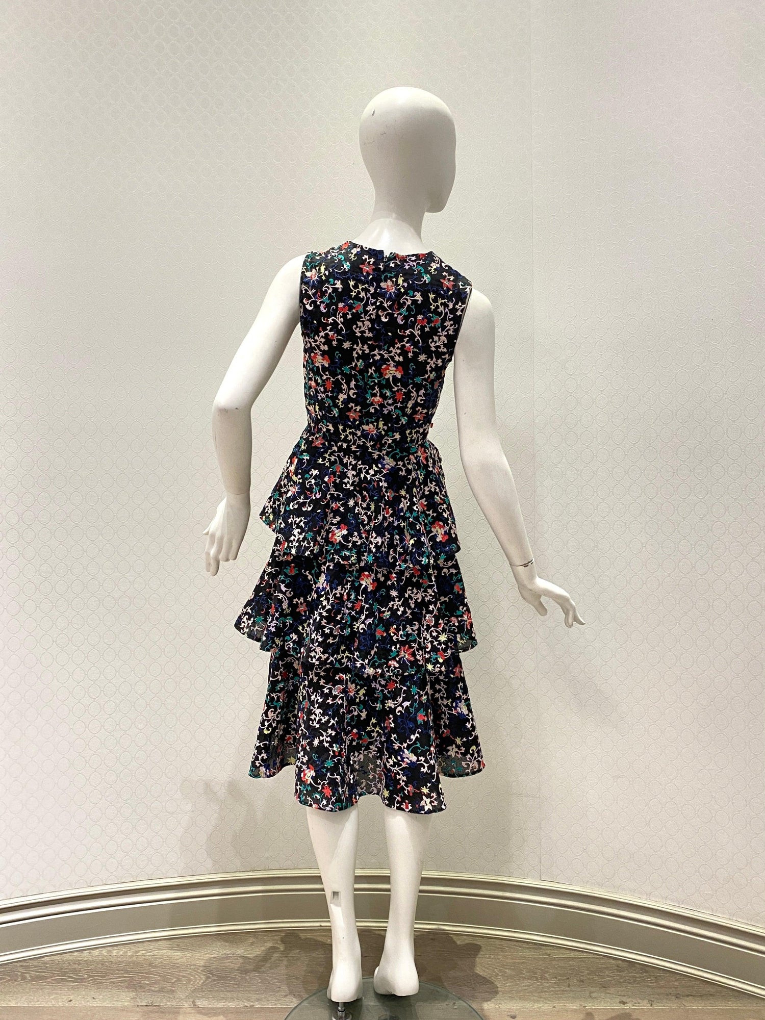 Huishan Zhang - Size 6 - Second Nature Boutique