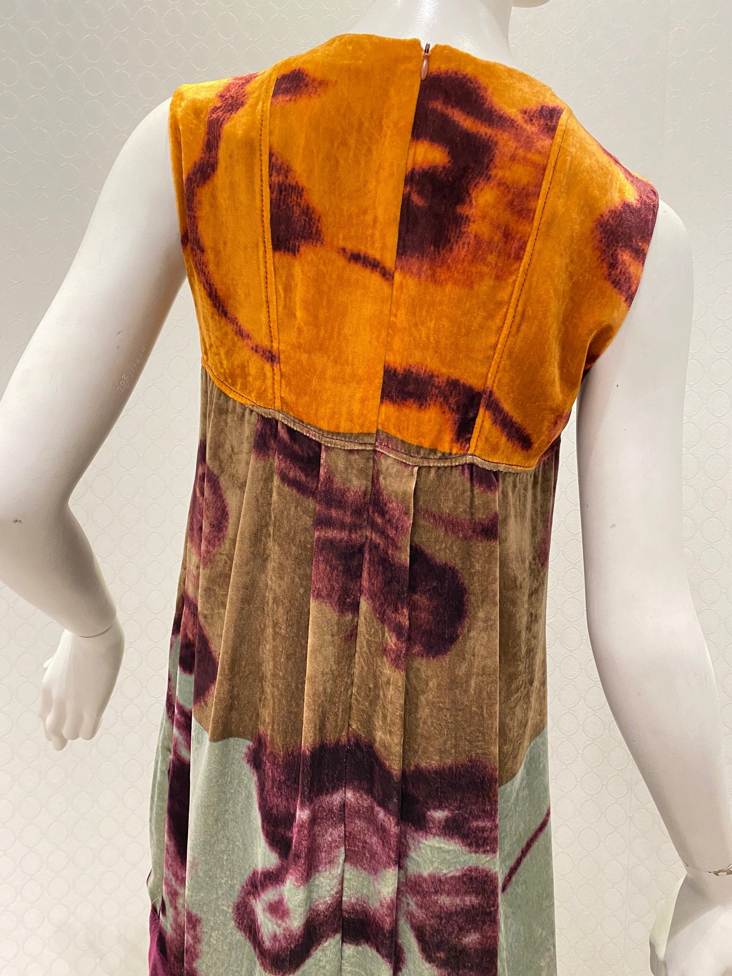 Etro - Size 44 - Second Nature Boutique