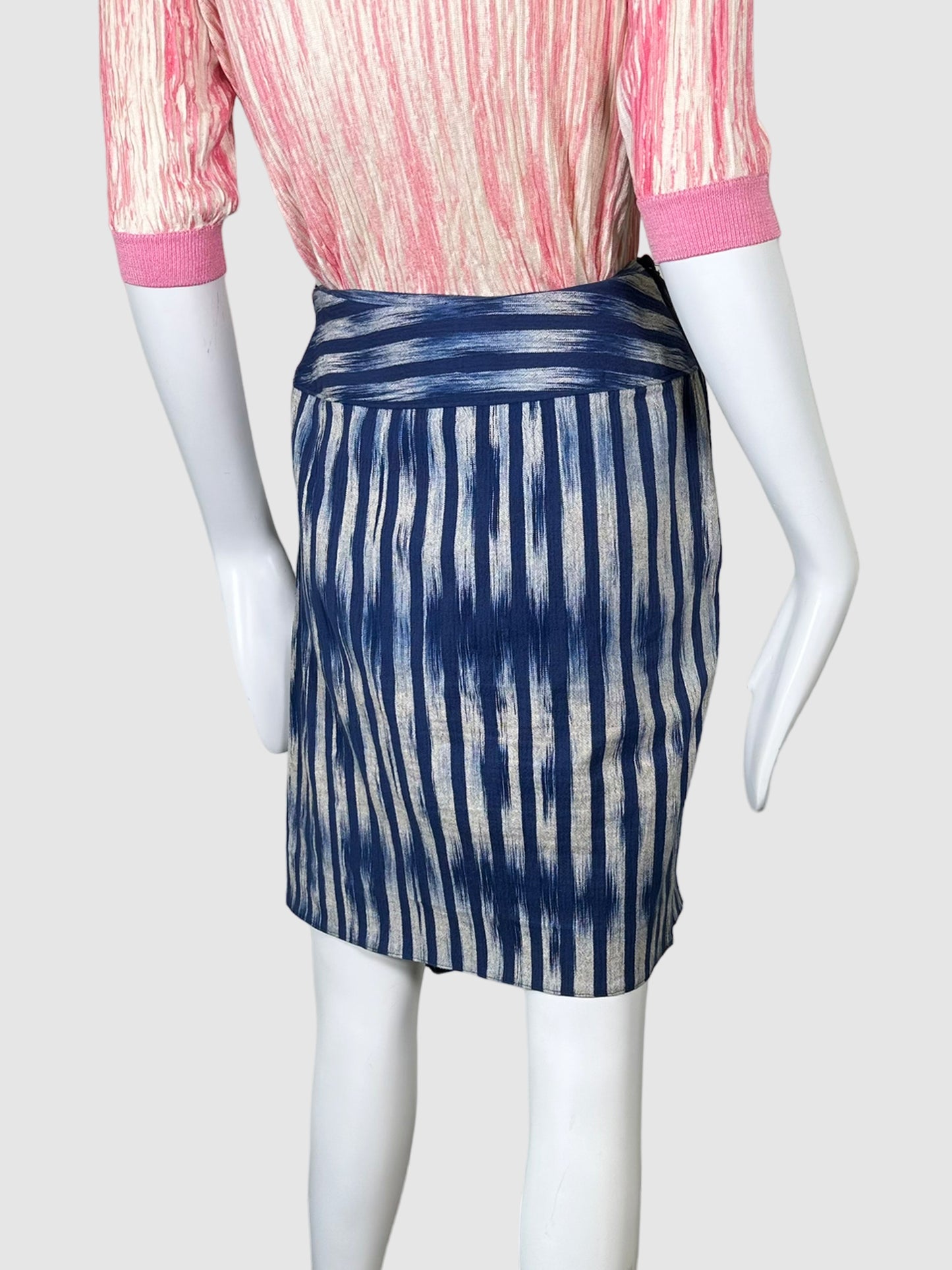 Issey Miyake Printed Mini Skirt - Size 6