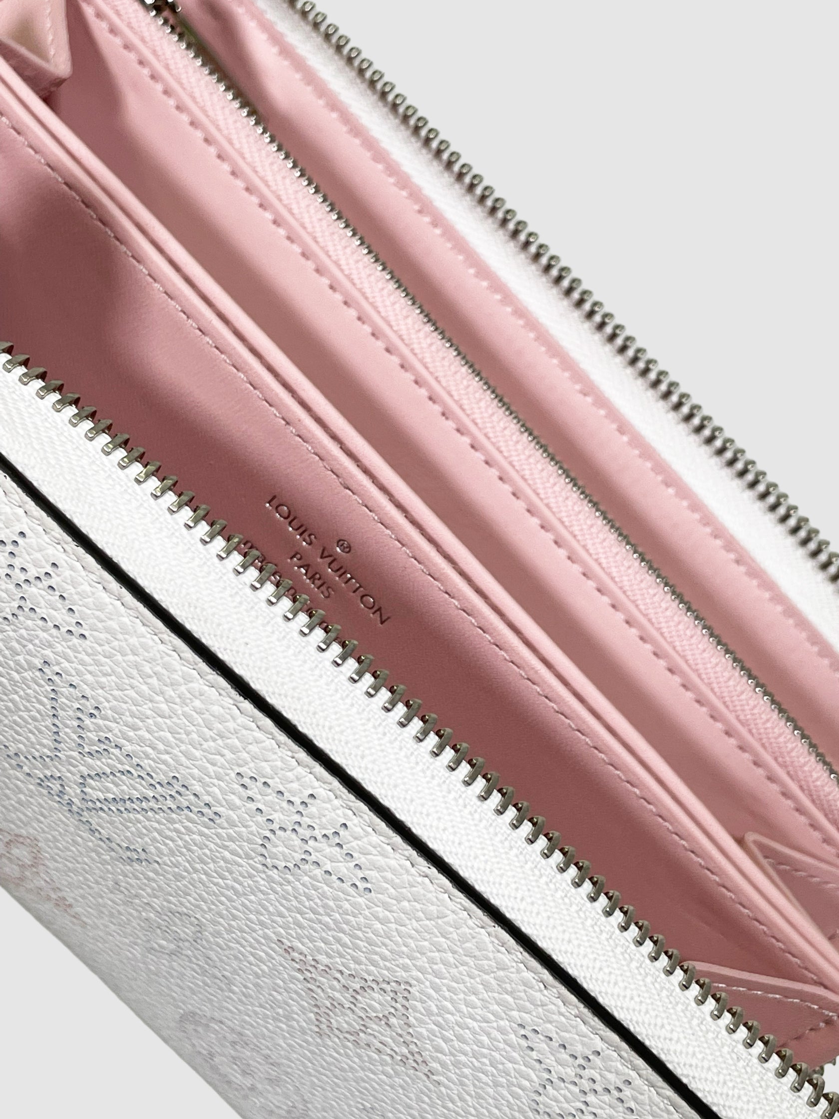 Louis Vuitton Mahina Monogram Pattern Zippy Wallet