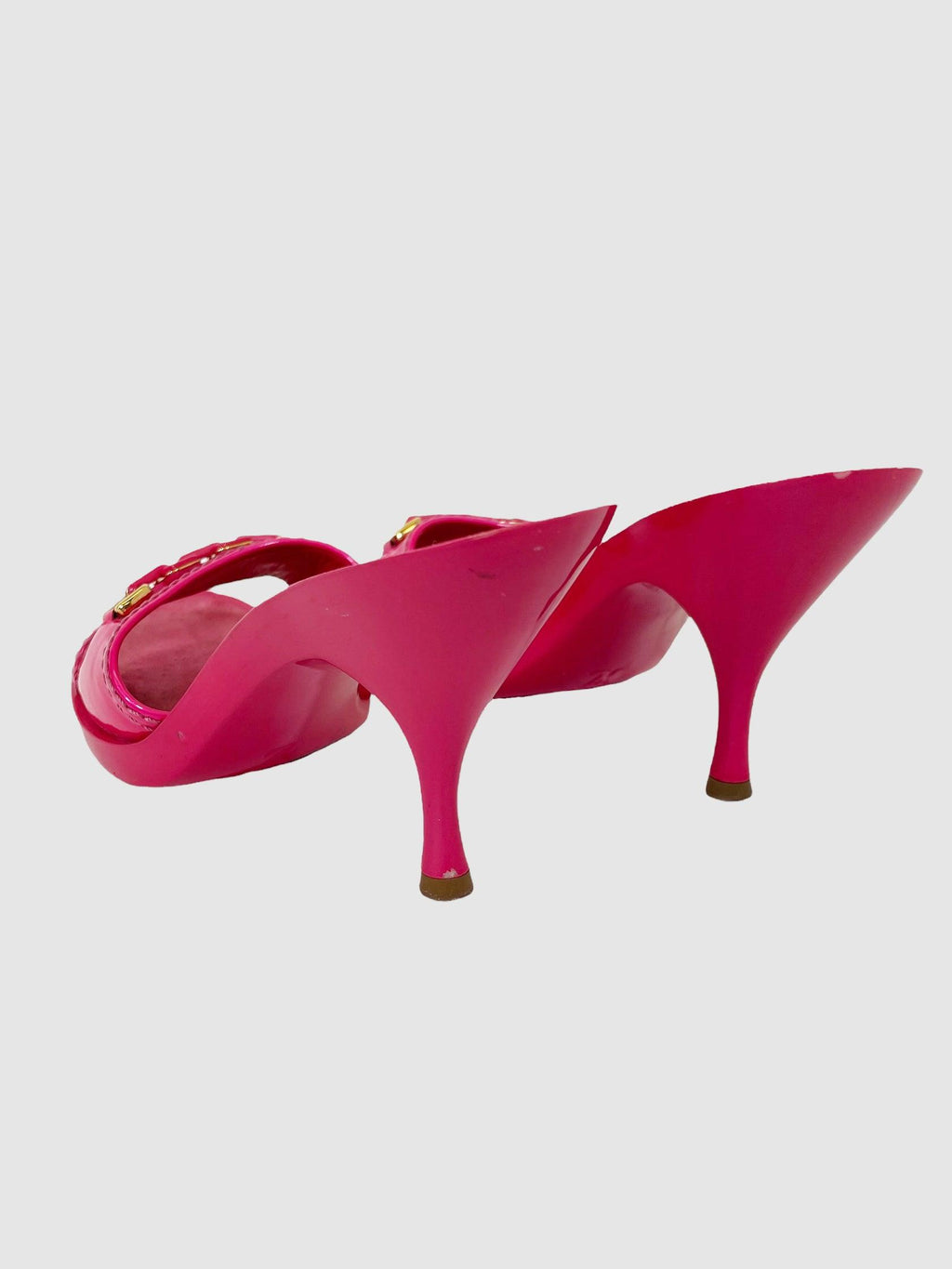 Louis Vuitton - Size 39 - Second Nature Boutique