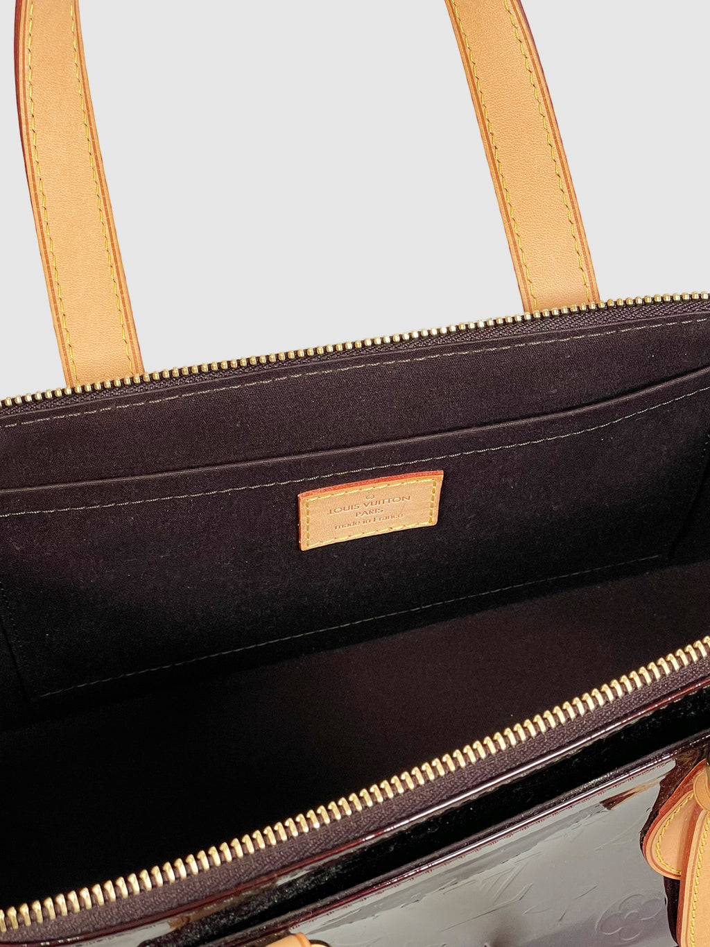 Louis Vuitton Monogram Vernis Rosewood Avenue