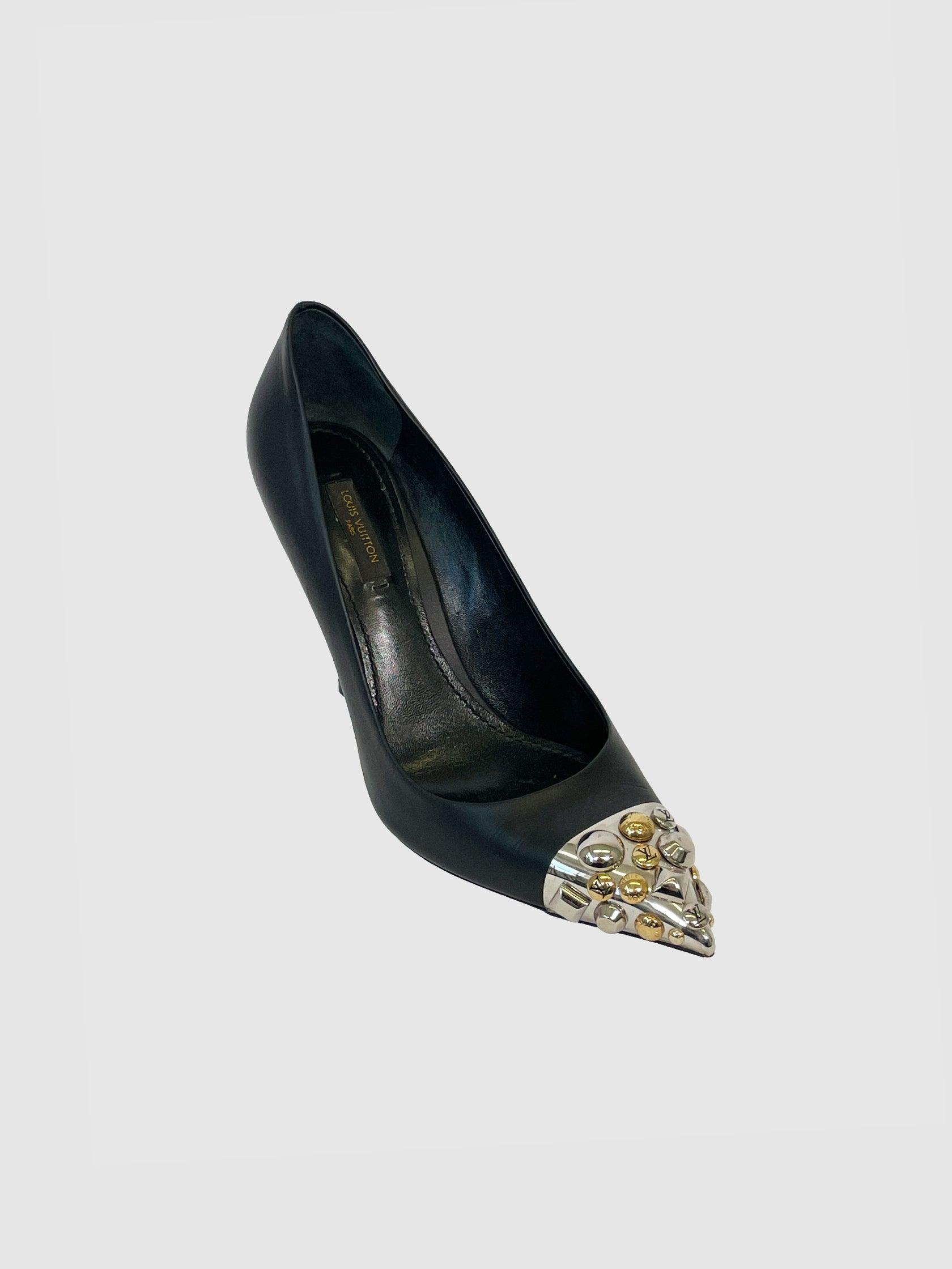 Louis Vuitton - Size 40 - Second Nature Boutique