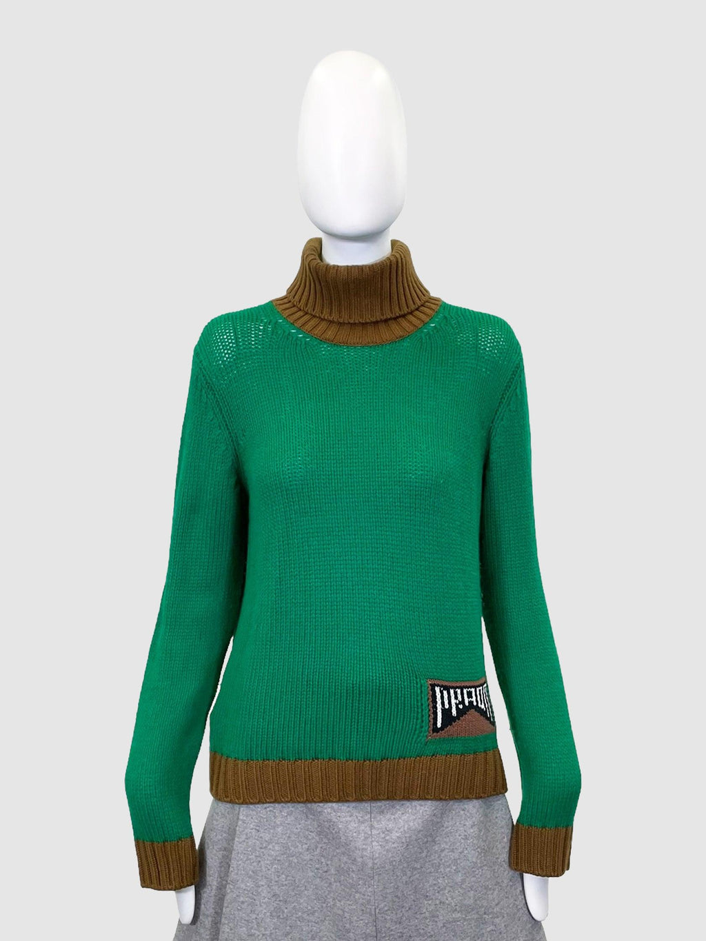 Prada - Size 42 - Second Nature Boutique